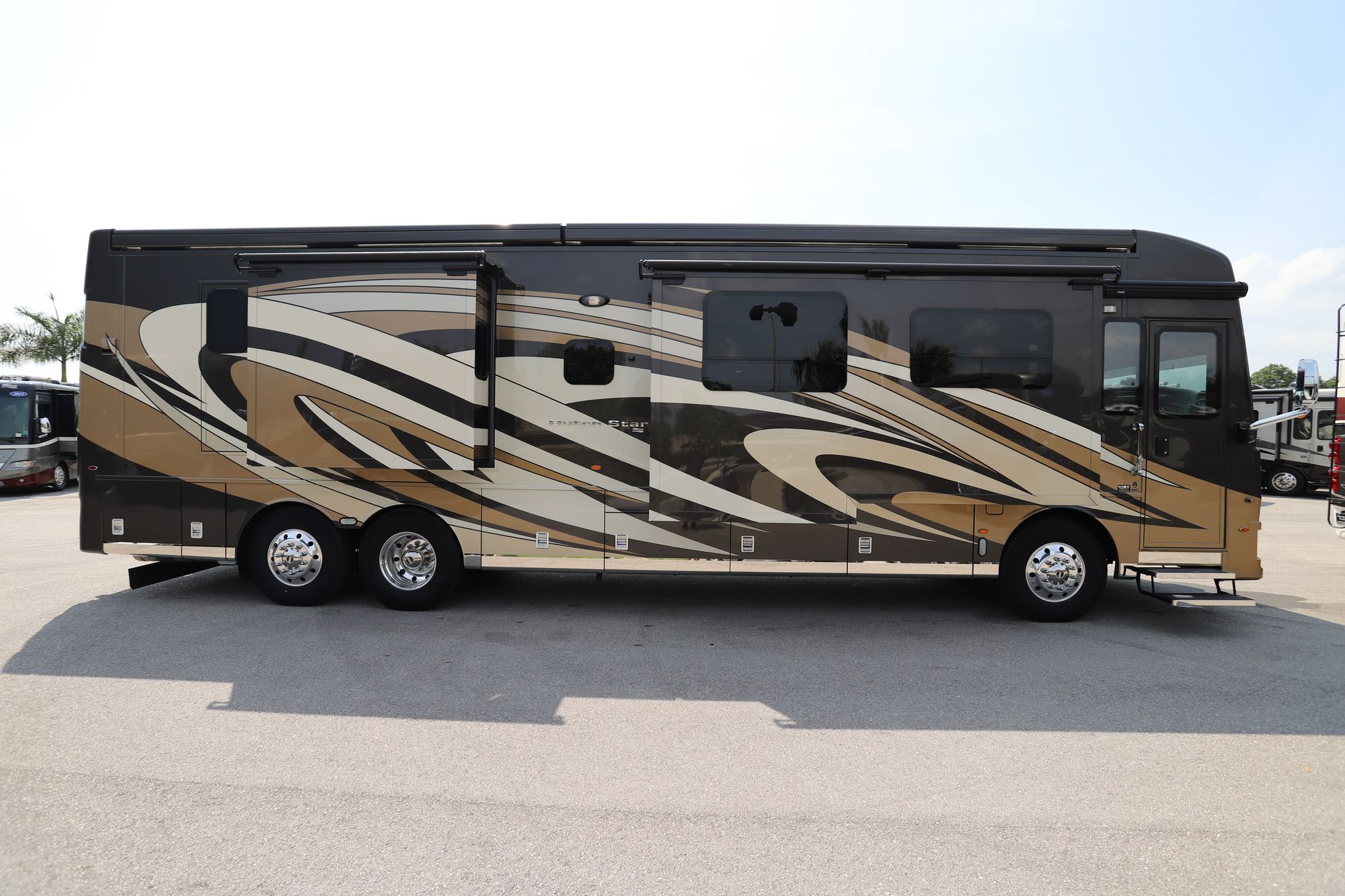 New 2019 Newmar Dutch Star 4002 Class A  For Sale