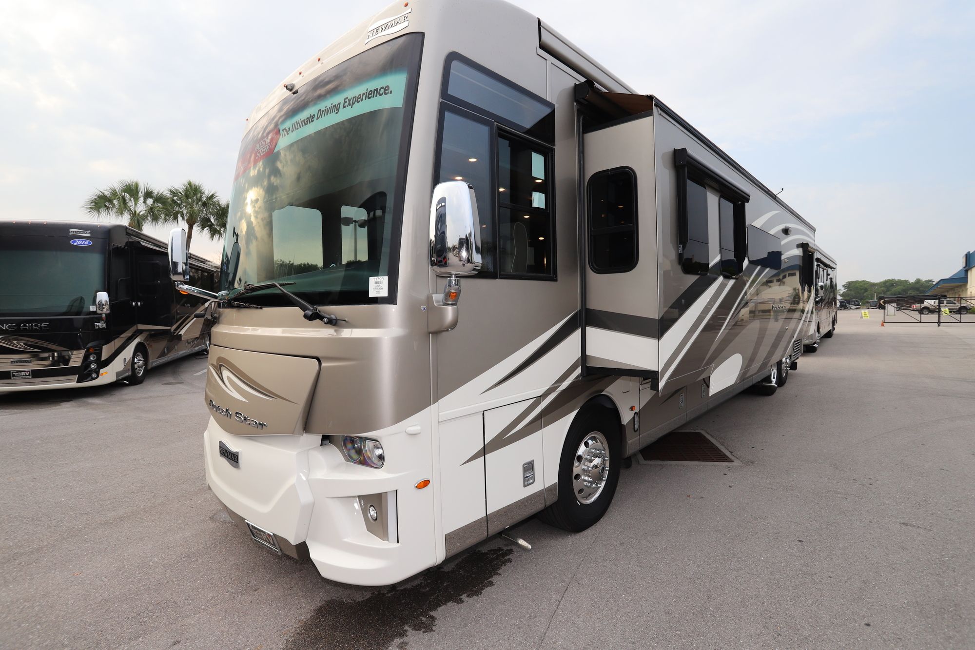 New 2019 Newmar Dutch Star 4363 Class A  For Sale