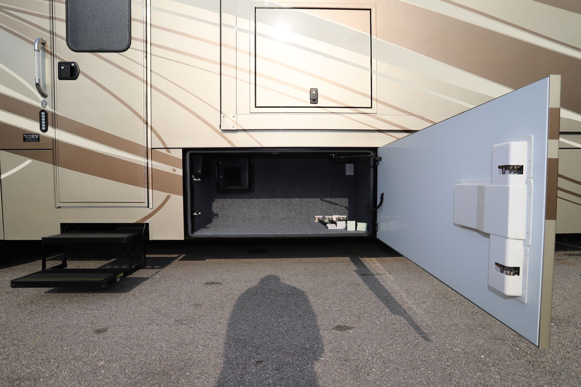 New 2019 Renegade Rv Verona Le 40LTS Super C  For Sale