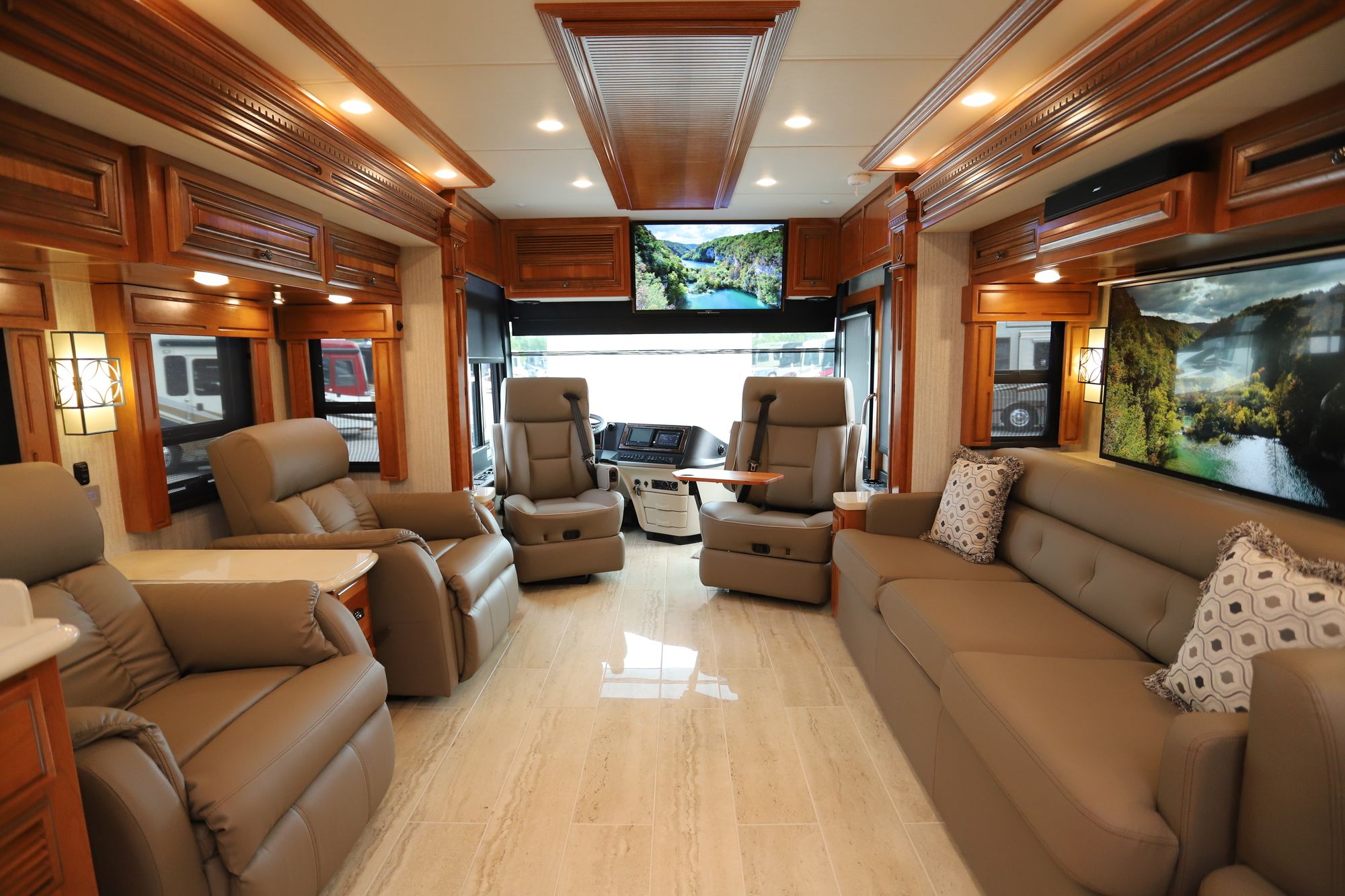 New 2019 Newmar Dutch Star 4363 Class A  For Sale