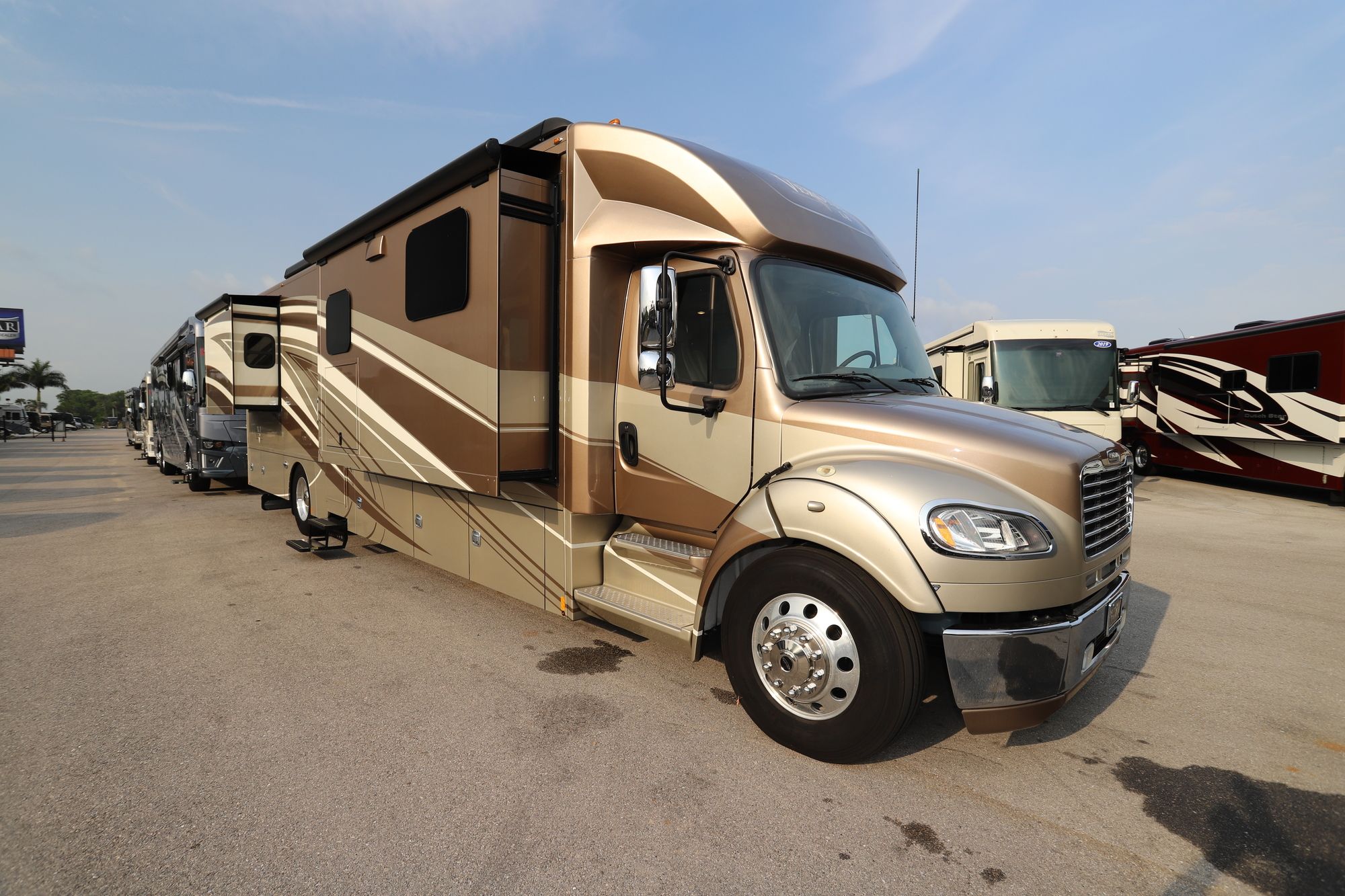 New 2019 Renegade Rv Verona Le 40LTS Super C  For Sale