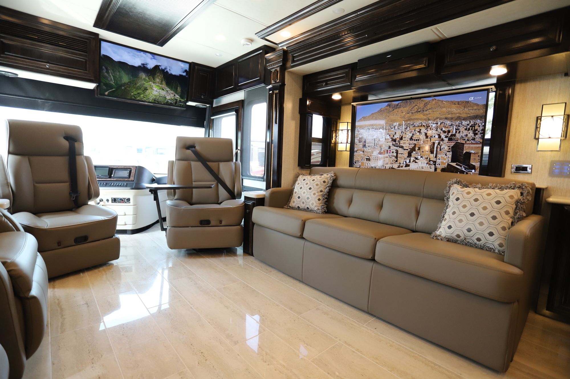 New 2019 Newmar Dutch Star 4002 Class A  For Sale
