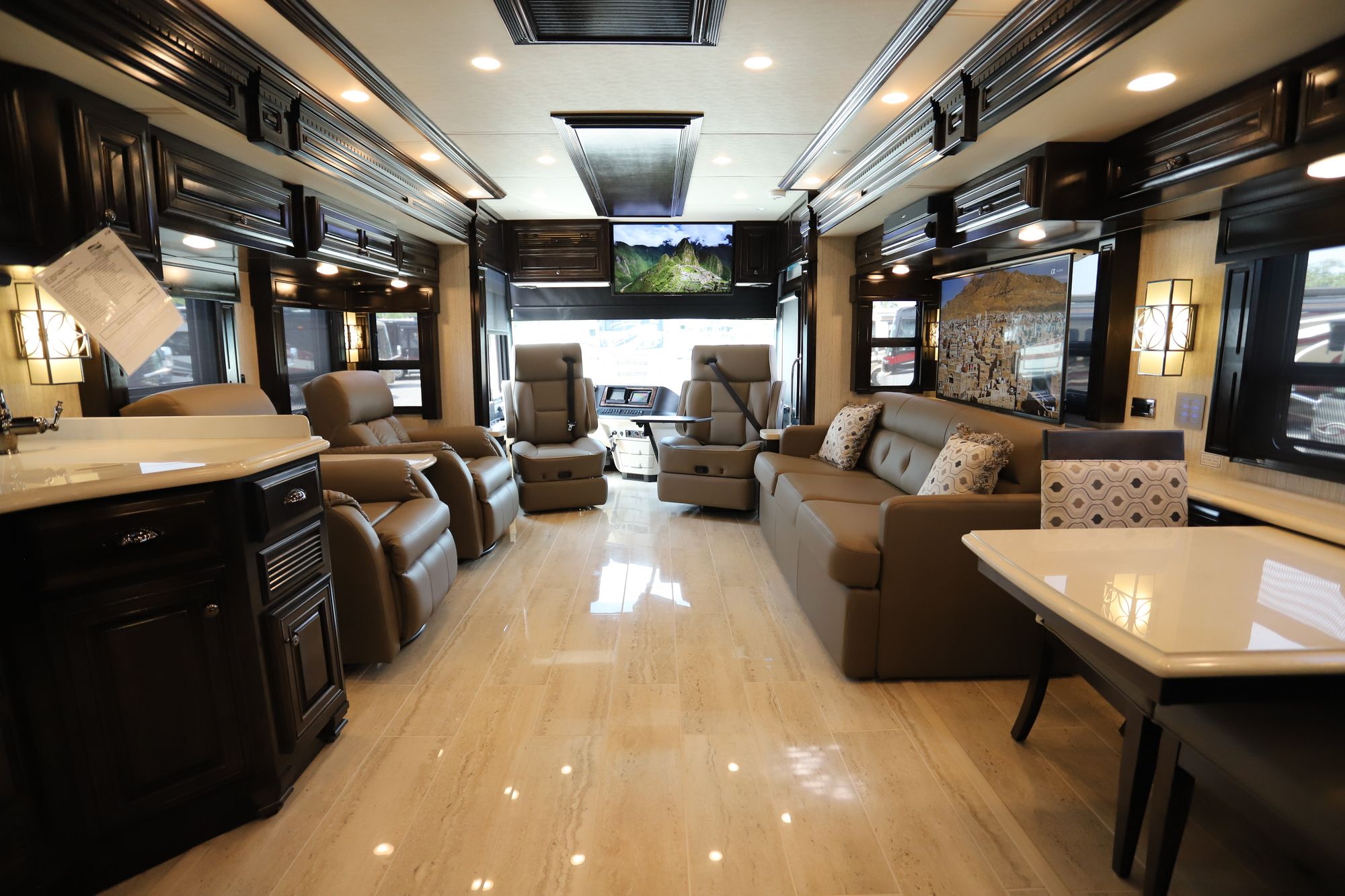 New 2019 Newmar Dutch Star 4002 Class A  For Sale