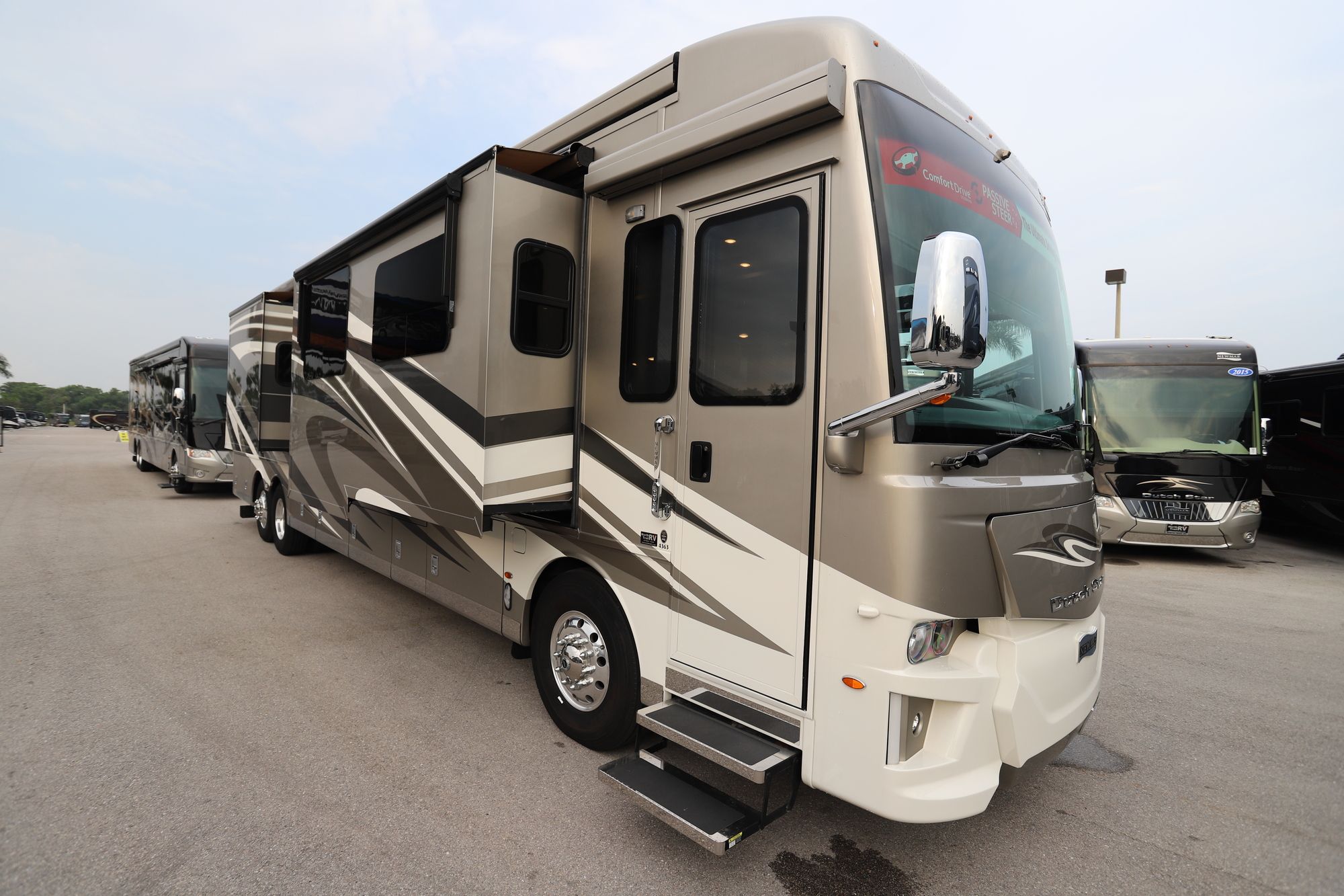 New 2019 Newmar Dutch Star 4363 Class A  For Sale