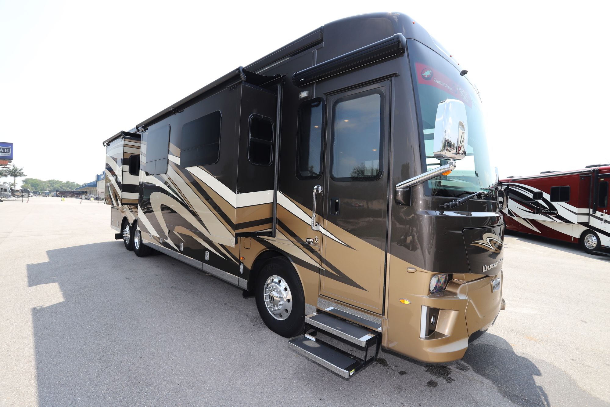 New 2019 Newmar Dutch Star 4002 Class A  For Sale