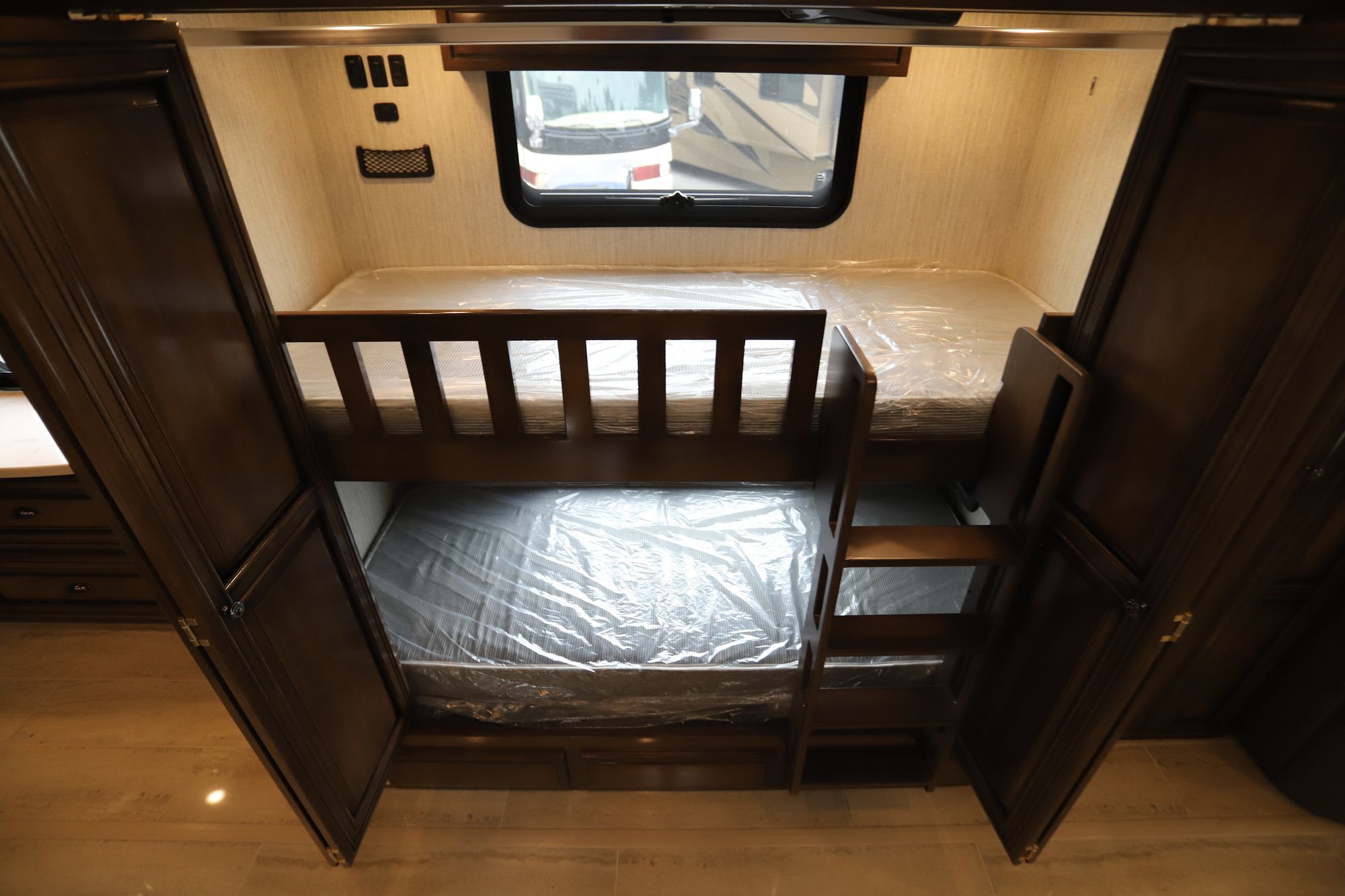 New 2019 Newmar Dutch Star BUNKS Class A  For Sale