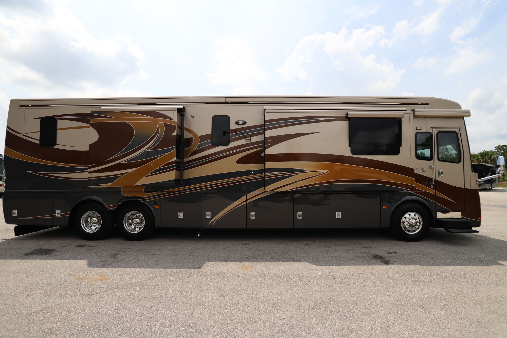 Used 2013 Newmar King Aire 4584 Class A  For Sale