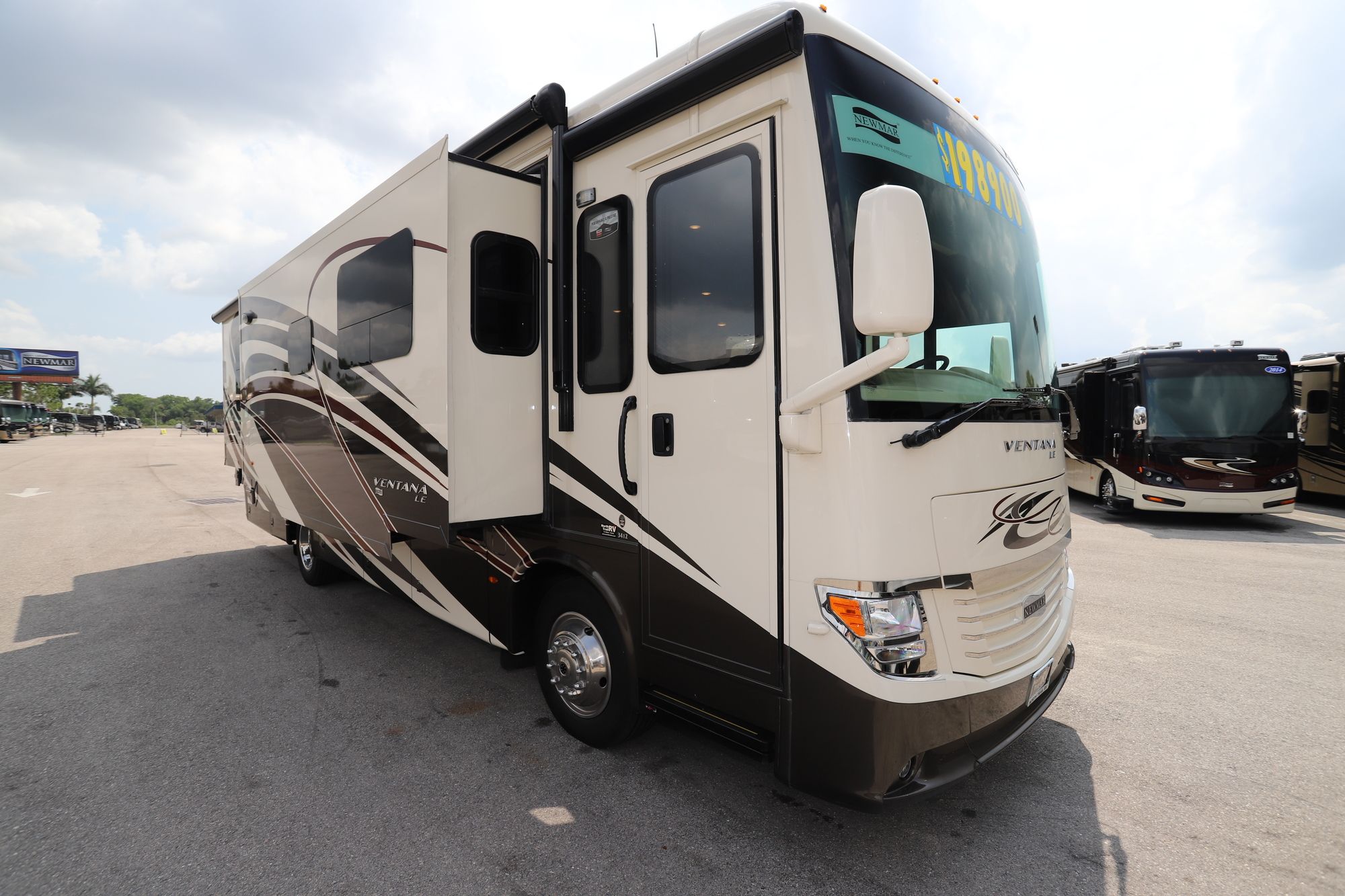 New 2019 Newmar Ventana Le 3412 Class A  For Sale