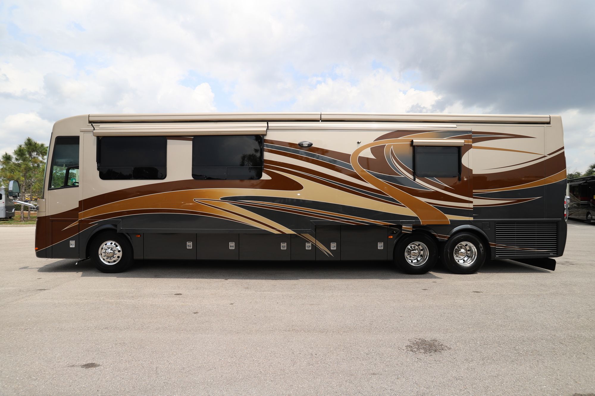 Used 2013 Newmar King Aire 4584 Class A  For Sale