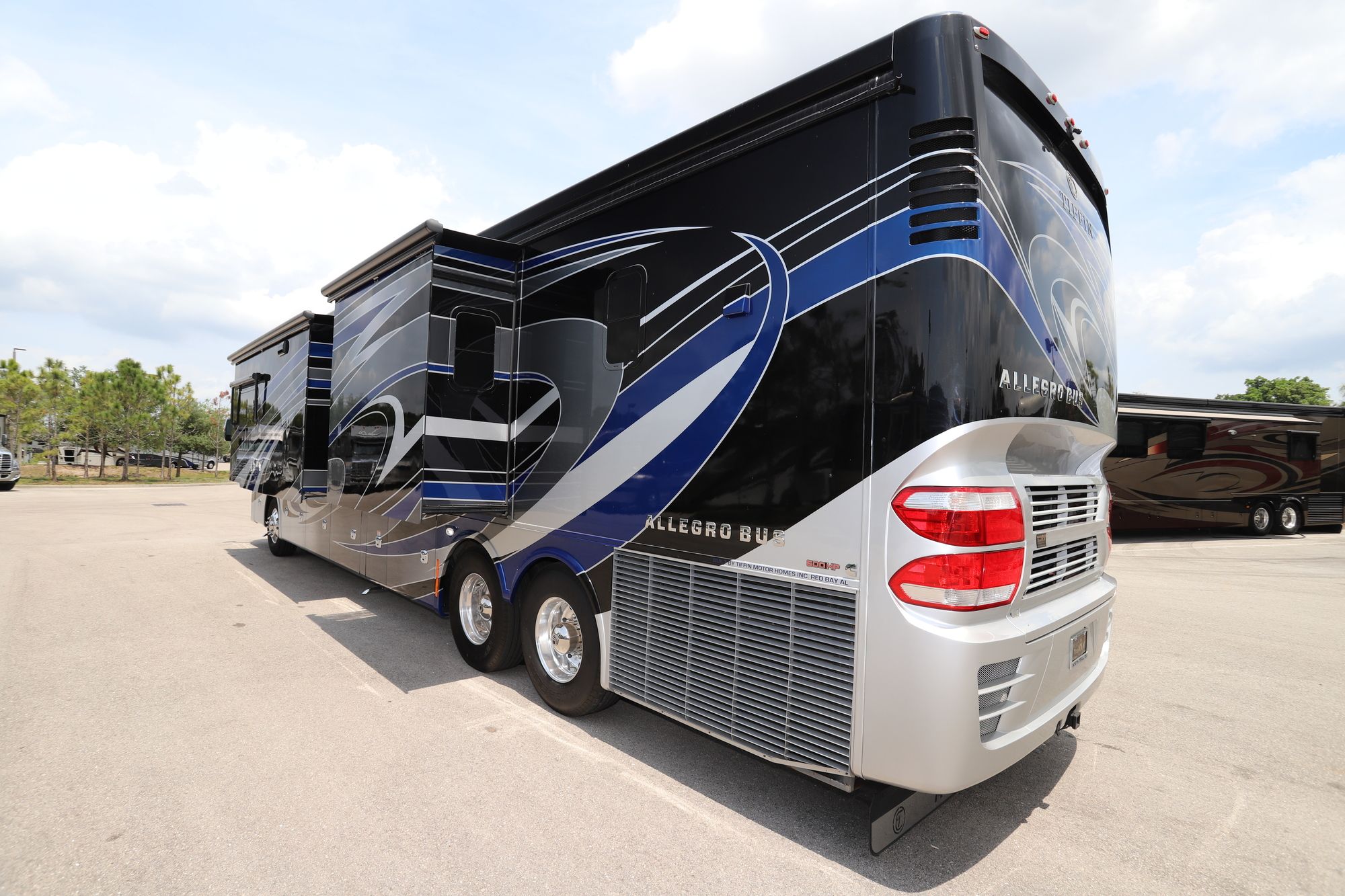 New 2018 Tiffin Motor Homes Allegro Bus 45 OPP Class A  For Sale