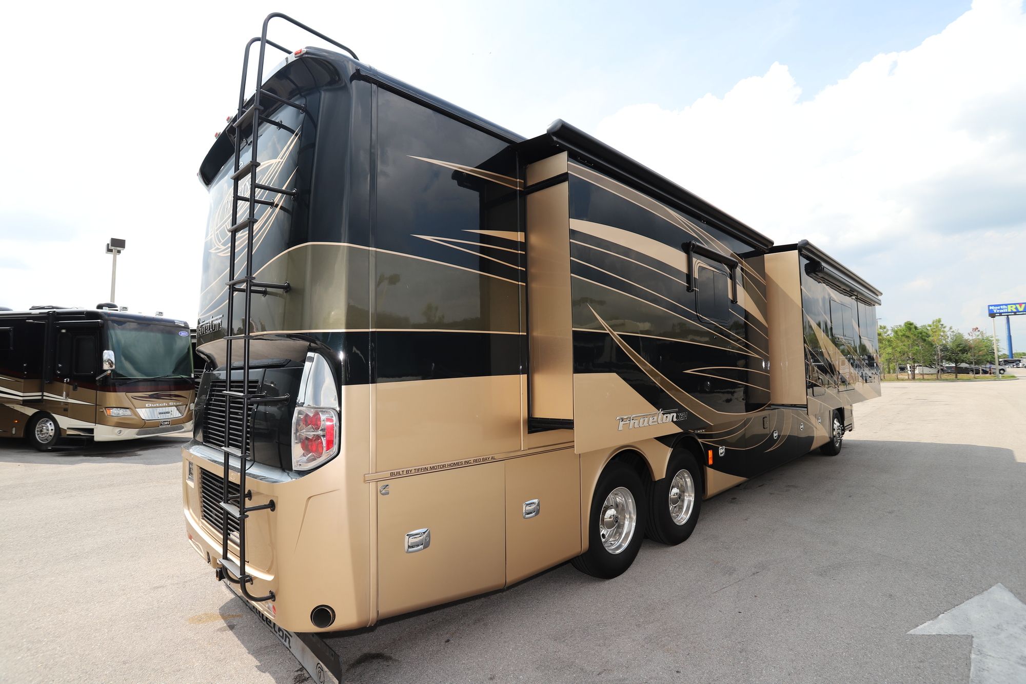 New 2019 Tiffin Motor Homes Phaeton 44OH Class A  For Sale