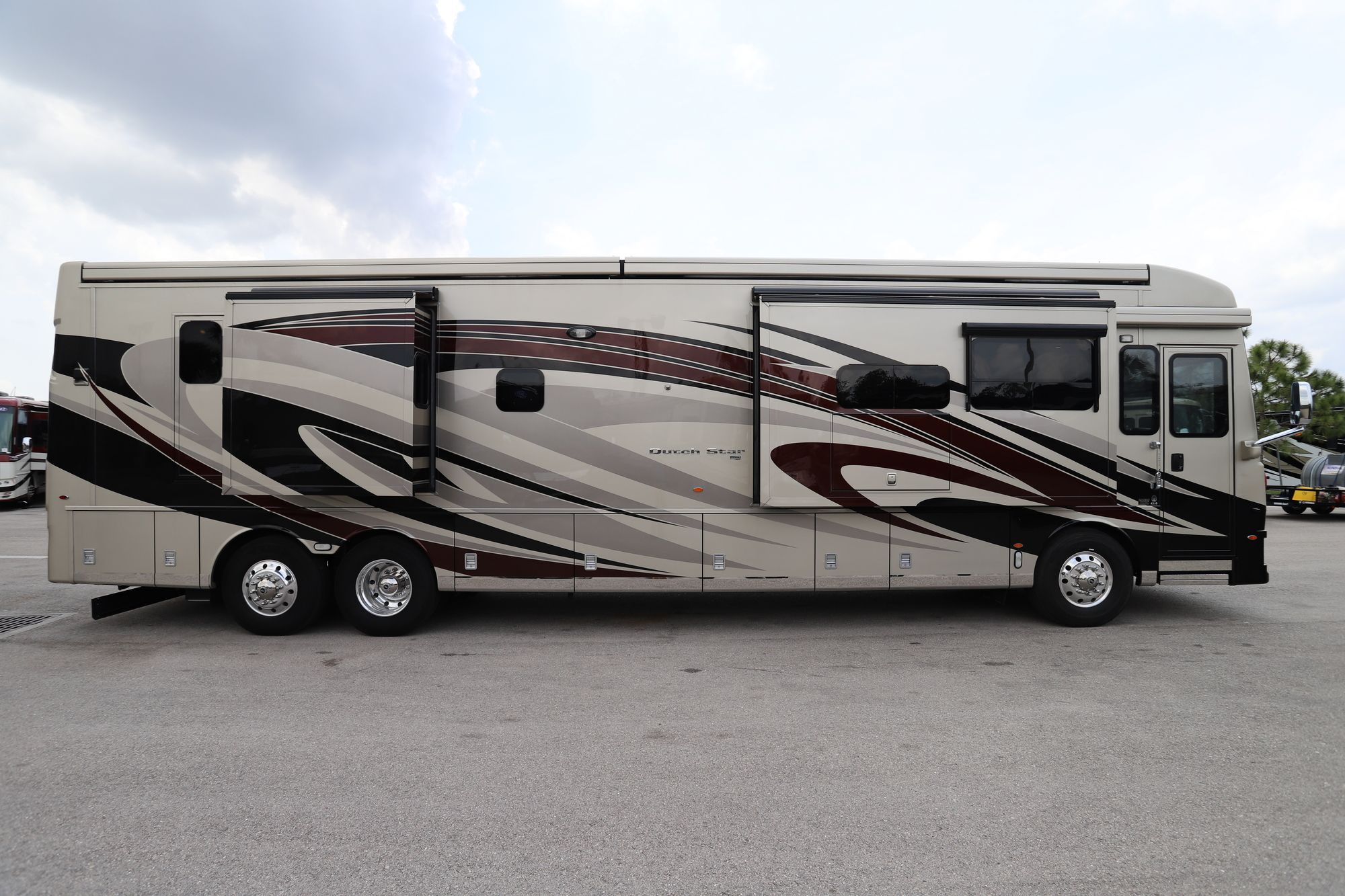 New 2019 Newmar Dutch Star BUNKS Class A  For Sale