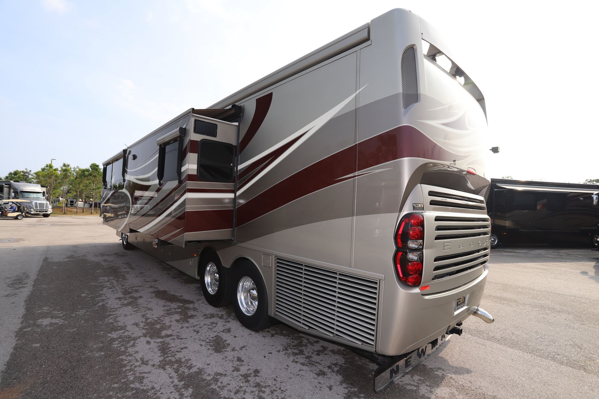 Used 2012 Newmar Essex 4544 Class A  For Sale