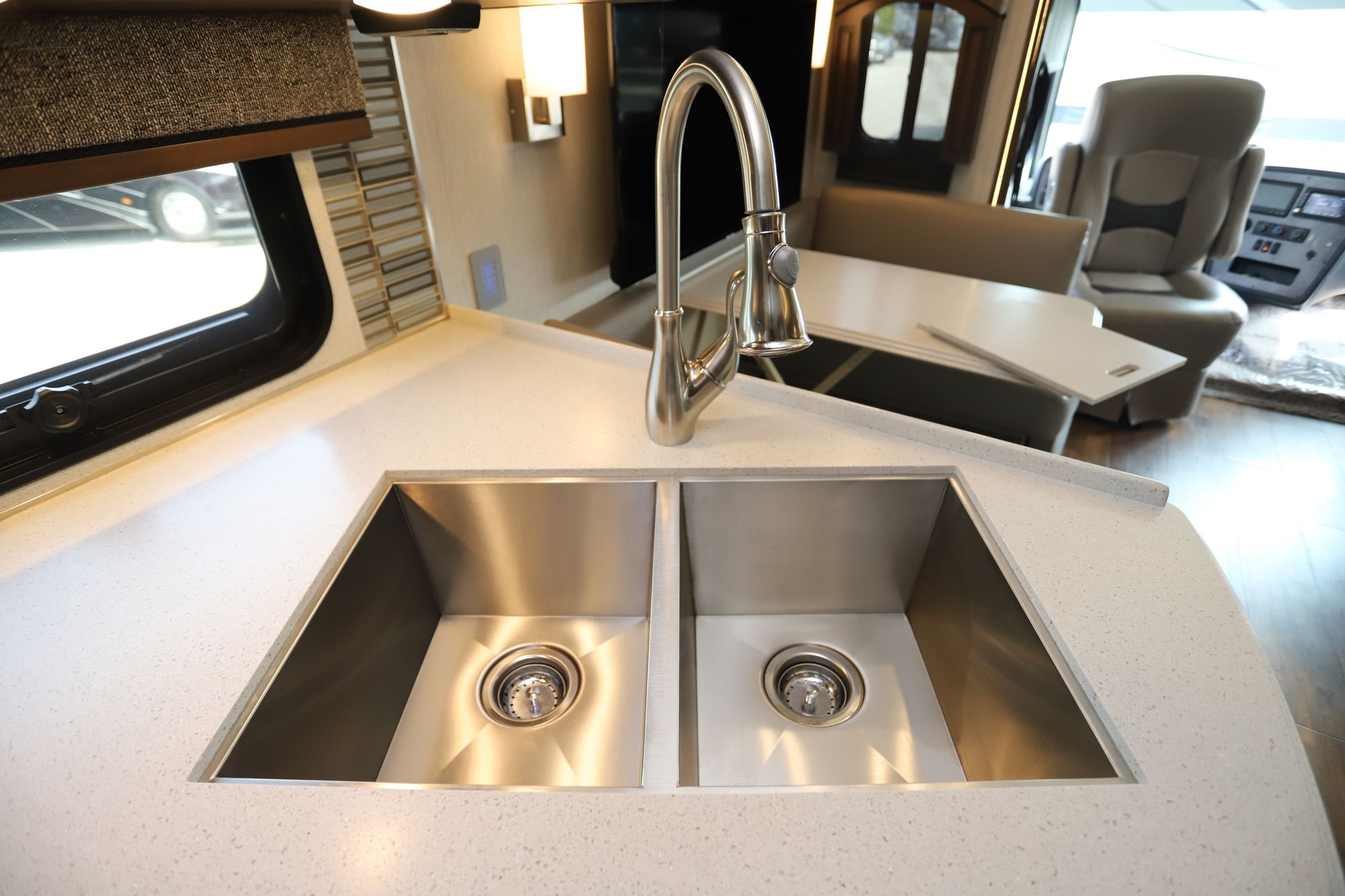 New 2020 Newmar Canyon Star 3927 Class A  For Sale