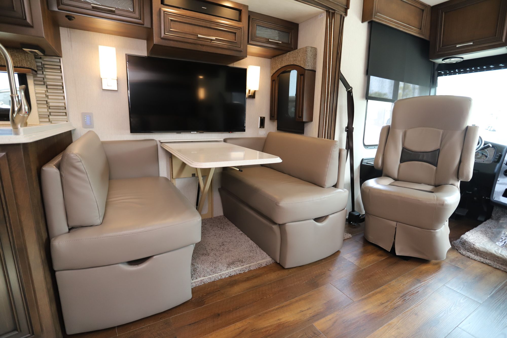 New 2020 Newmar Canyon Star 3927 Class A  For Sale