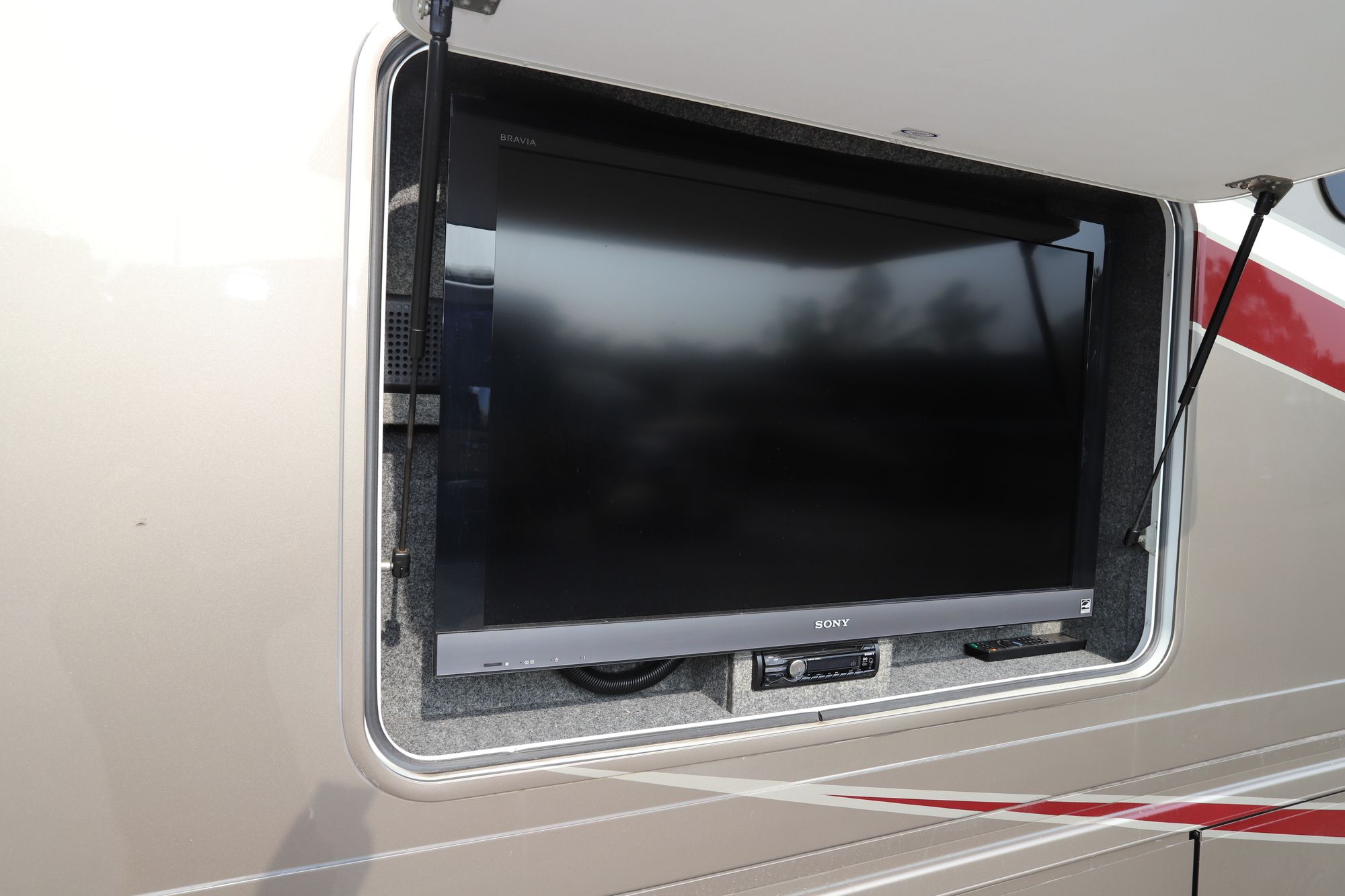 Used 2012 Newmar Essex 4544 Class A  For Sale