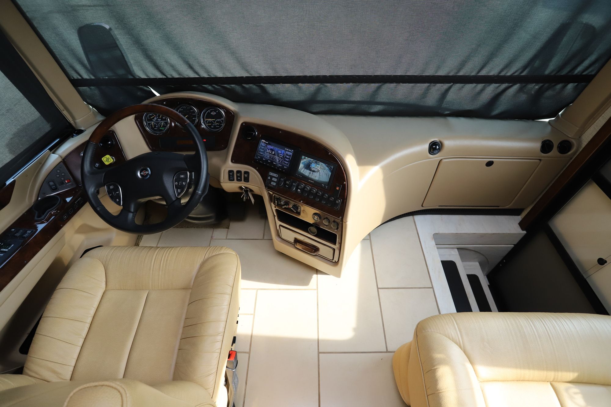Used 2012 Newmar Essex 4544 Class A  For Sale