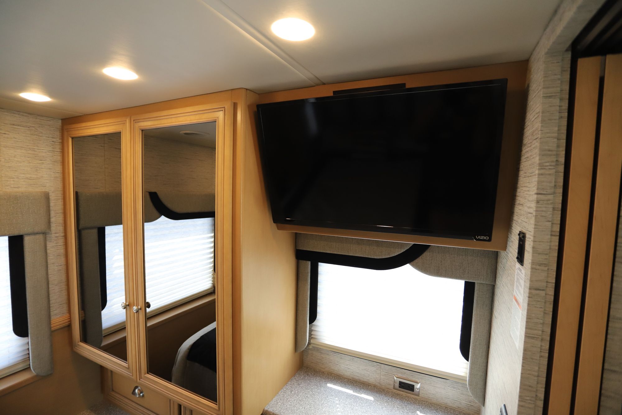 New 2019 Newmar Bay Star Sport 2702 Class A  For Sale