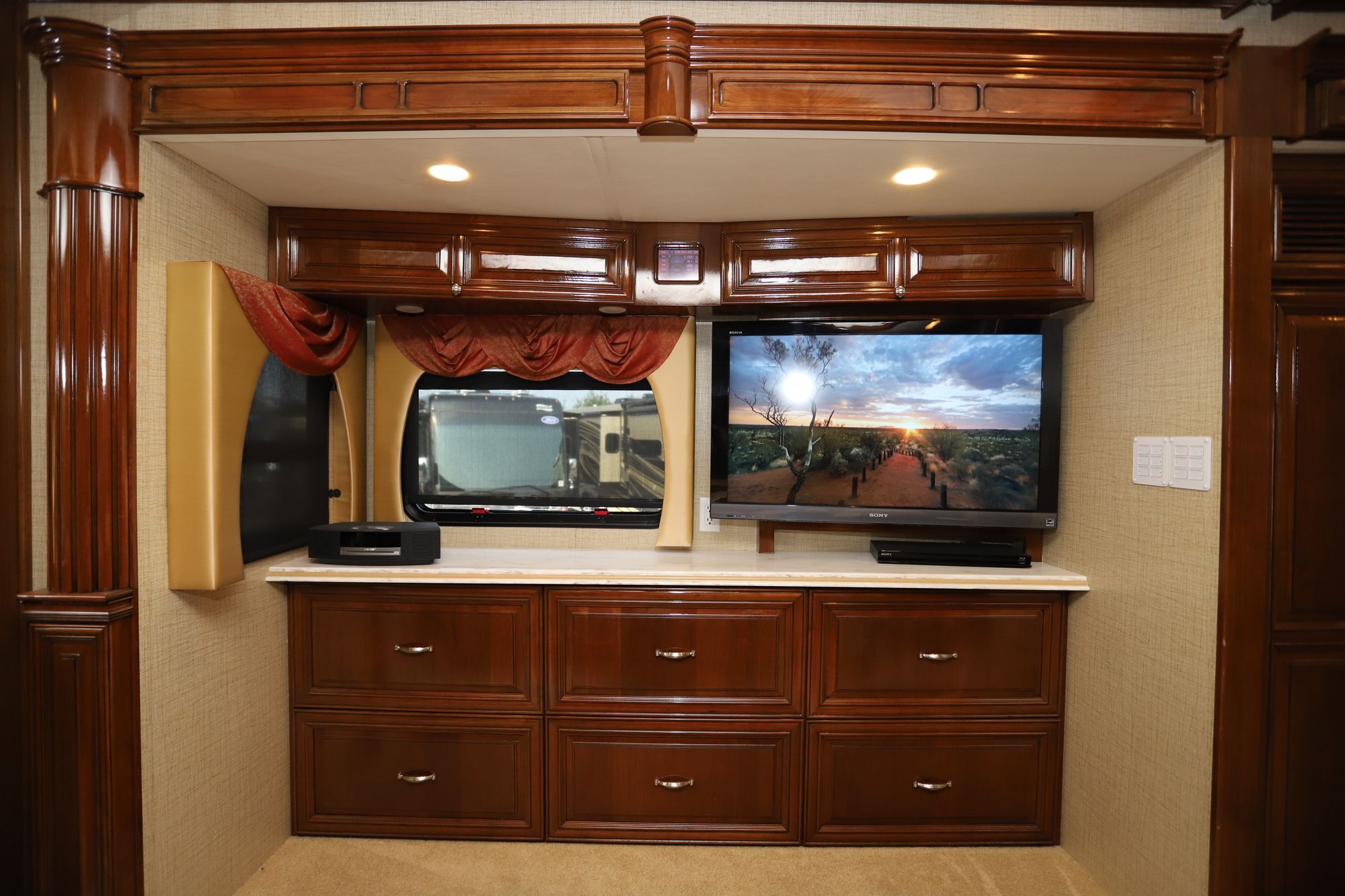Used 2012 Newmar Essex 4544 Class A  For Sale