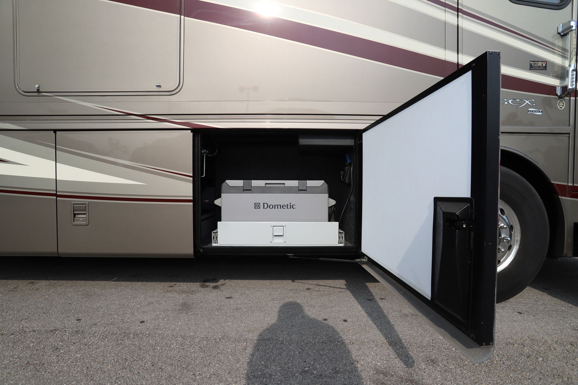 Used 2012 Newmar Essex 4544 Class A  For Sale