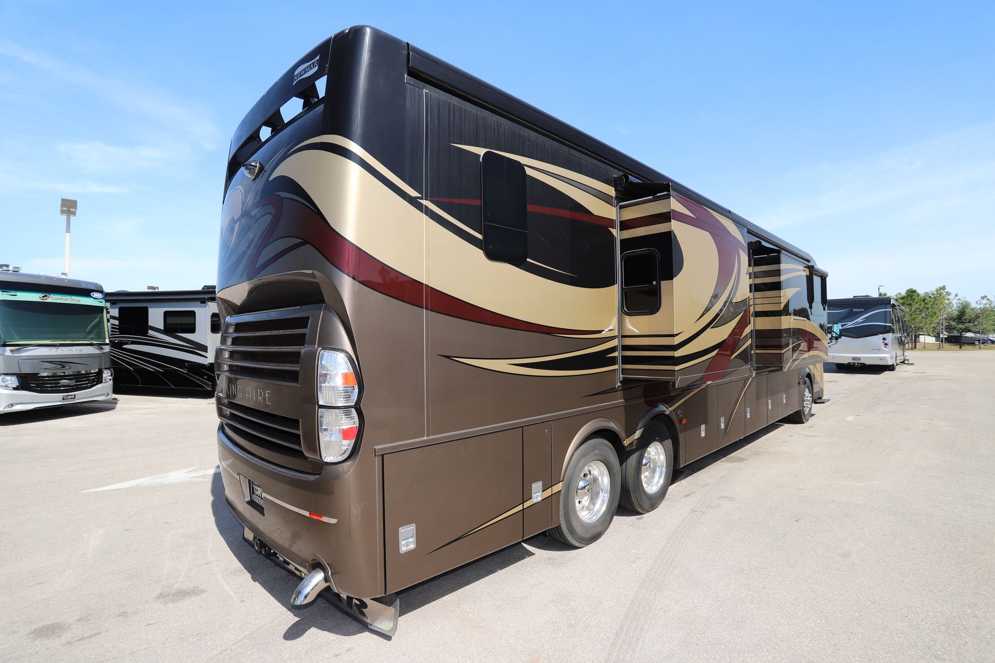 Used 2013 Newmar King Aire 4584 Class A  For Sale