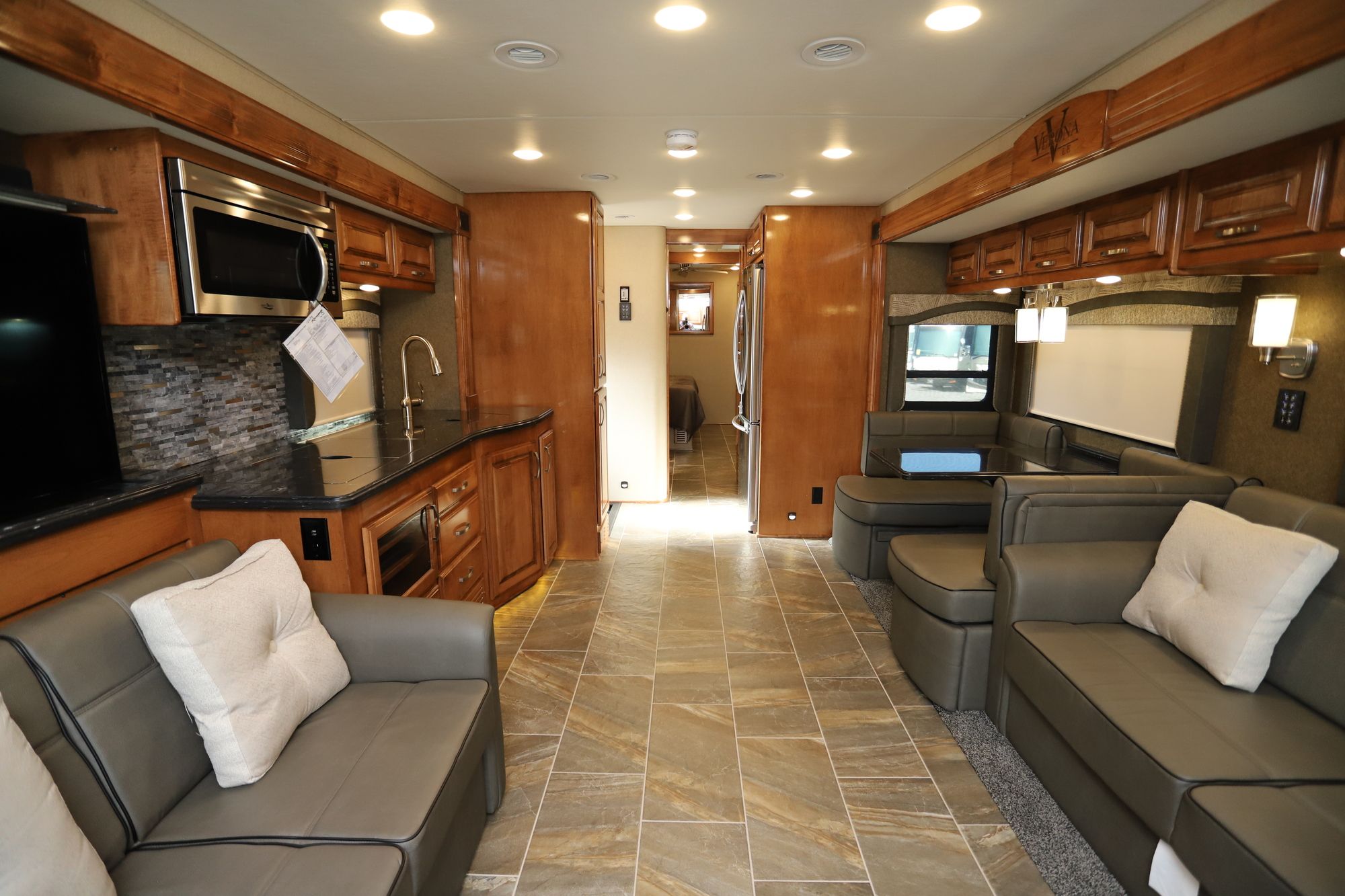 New 2019 Renegade Rv Verona Le 40LTS Super C  For Sale