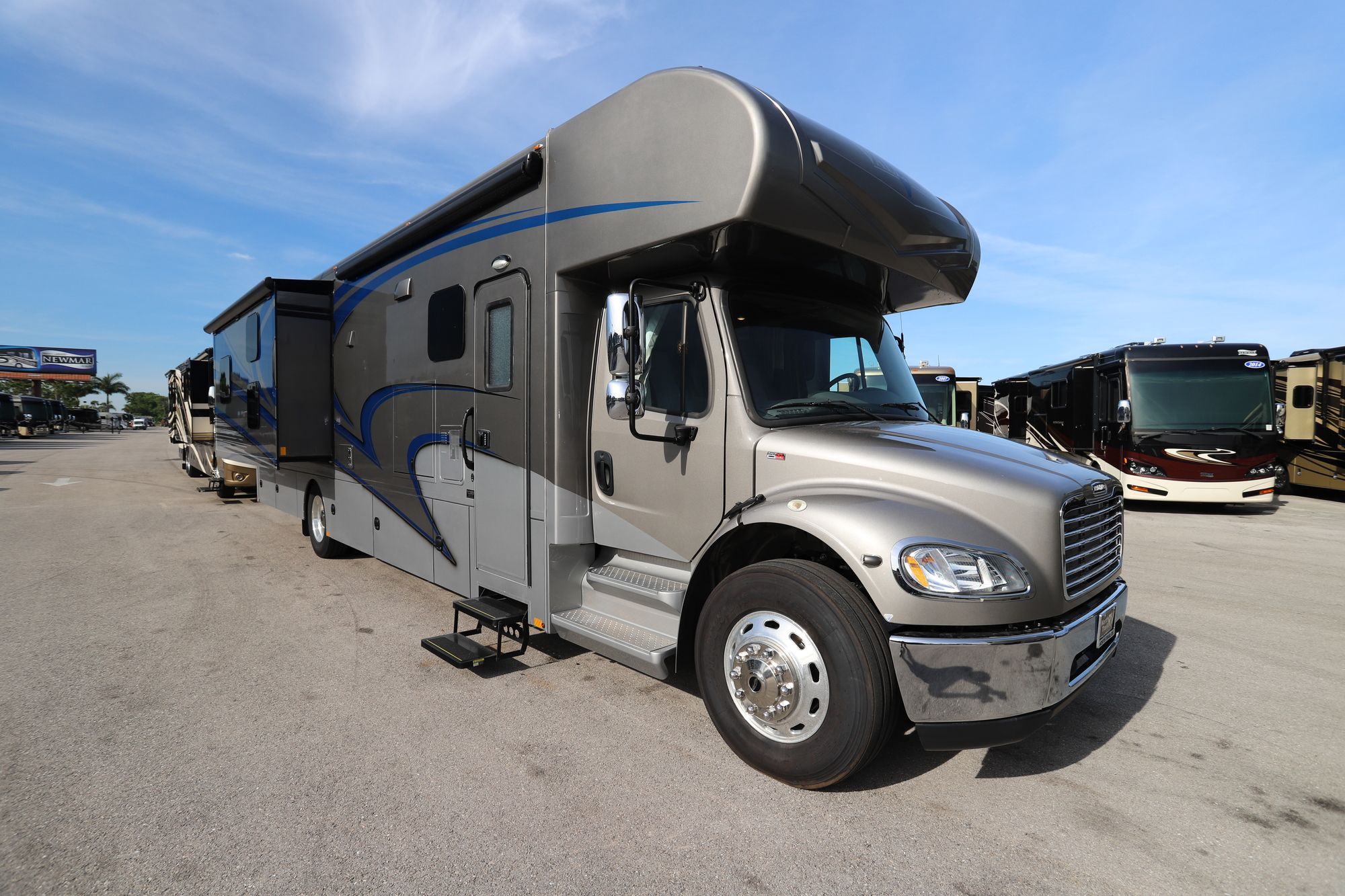 New 2019 Renegade Rv Valencia BUNKS Super C  For Sale