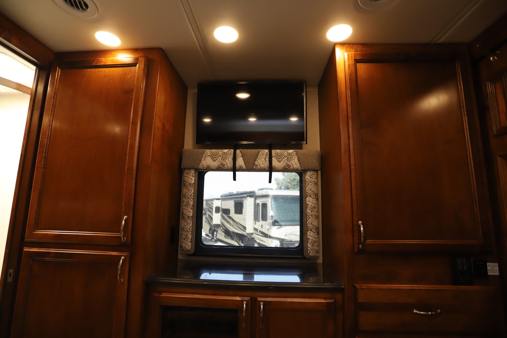 New 2019 Renegade Rv Verona 40VRB Super C  For Sale