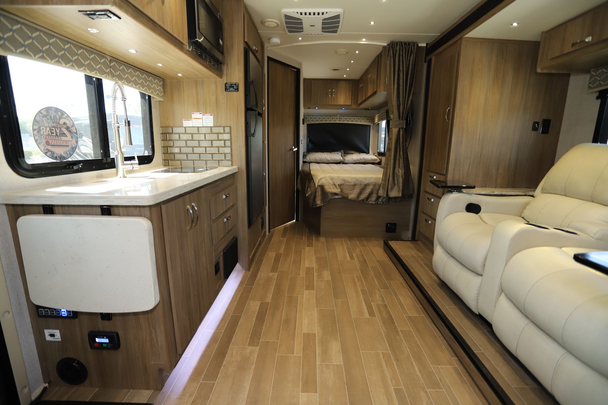 New 2019 Dynamax Isata 3 24CB Class C  For Sale