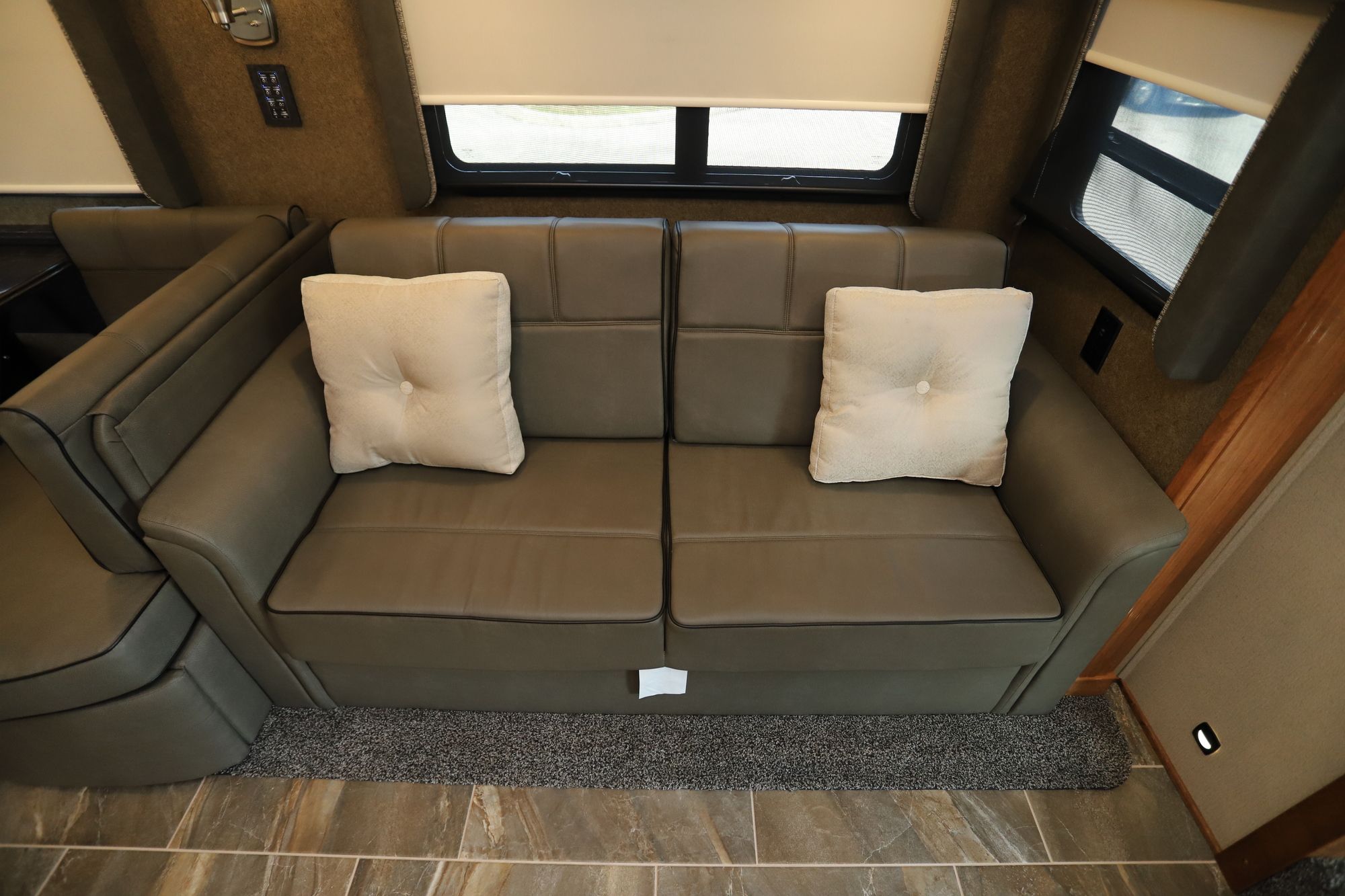 New 2019 Renegade Rv Verona Le 40LTS Super C  For Sale