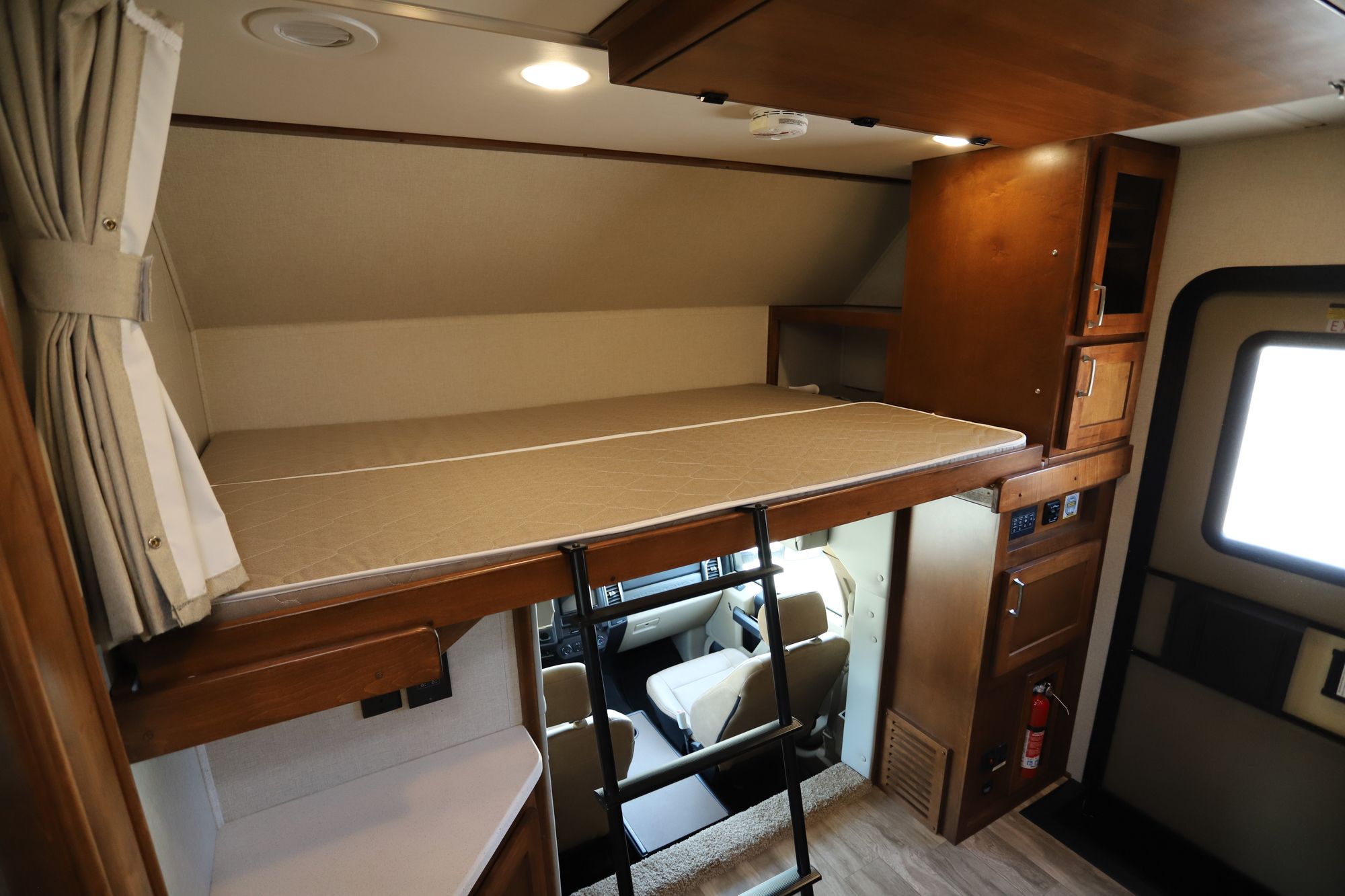 New 2019 Renegade Rv Veracruz 35 Class C  For Sale