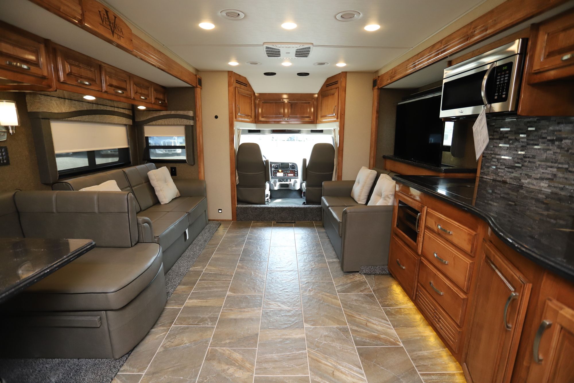 New 2019 Renegade Rv Verona Le 40LTS Super C  For Sale