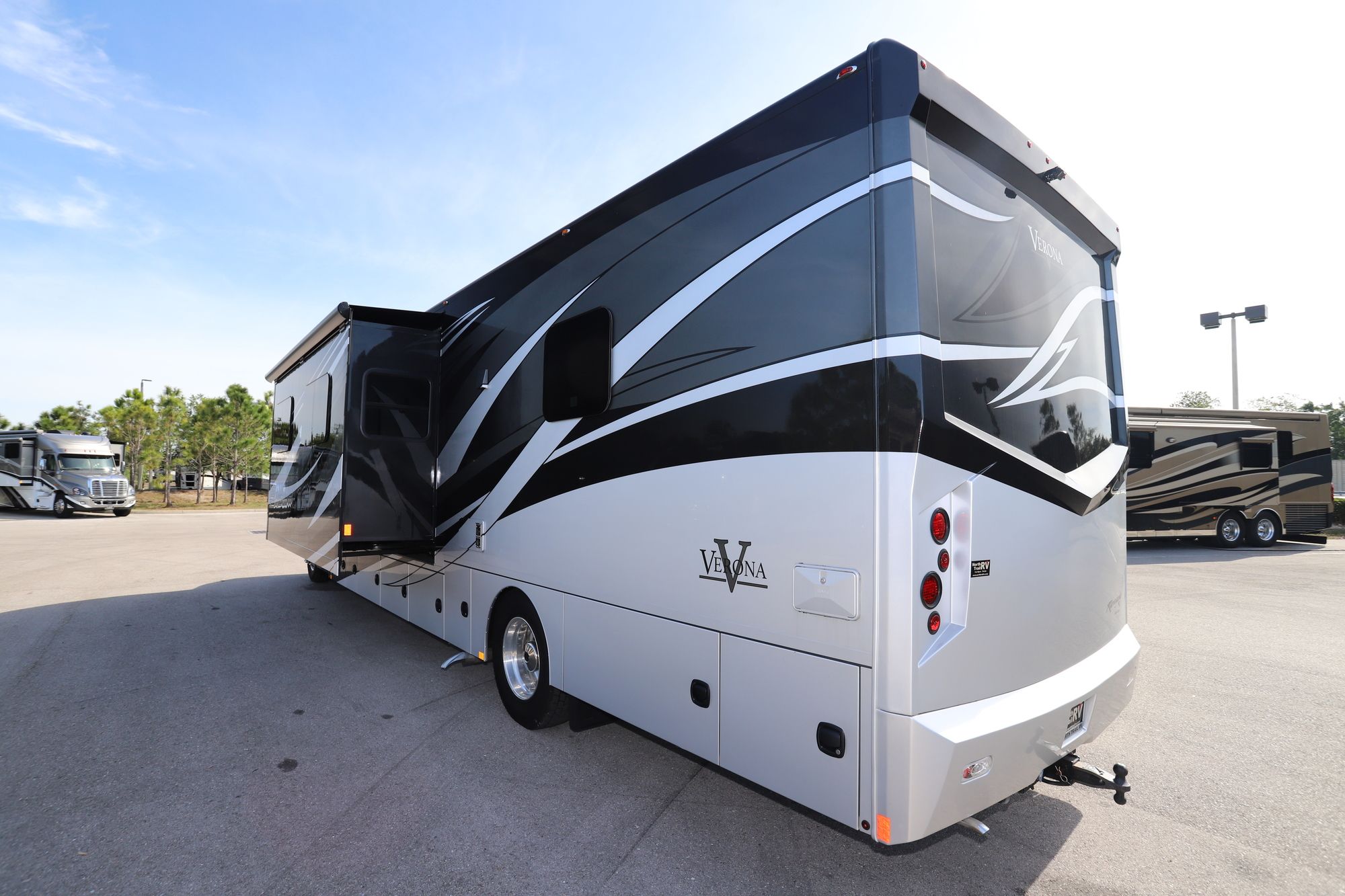 New 2019 Renegade Rv Verona 40VRB Super C  For Sale