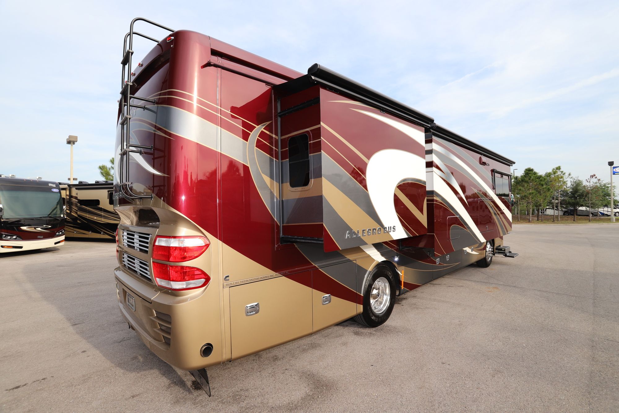 Used 2018 Tiffin Motor Homes Allegro Bus 37AP Class A  For Sale