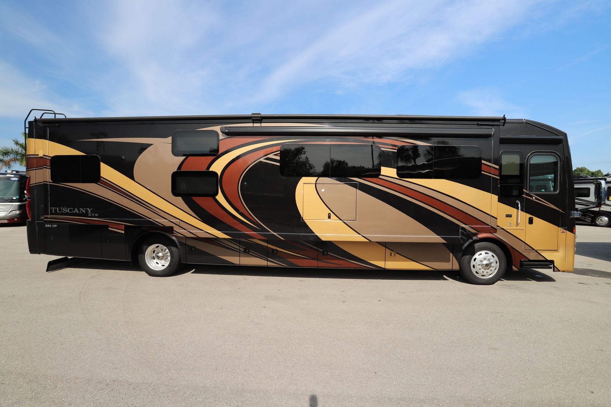 Used 2016 Thor Tuscany Xte 40BX Class A  For Sale