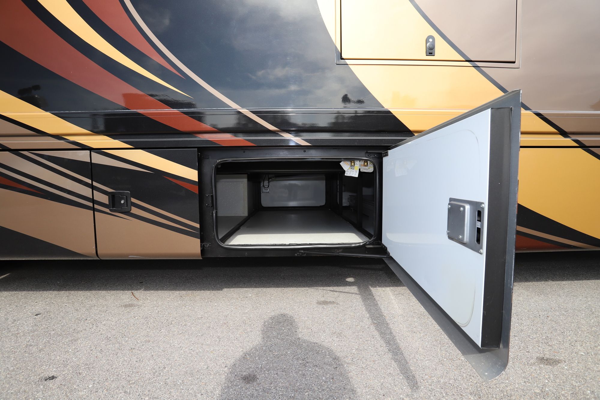 Used 2016 Thor Tuscany Xte 40BX Class A  For Sale