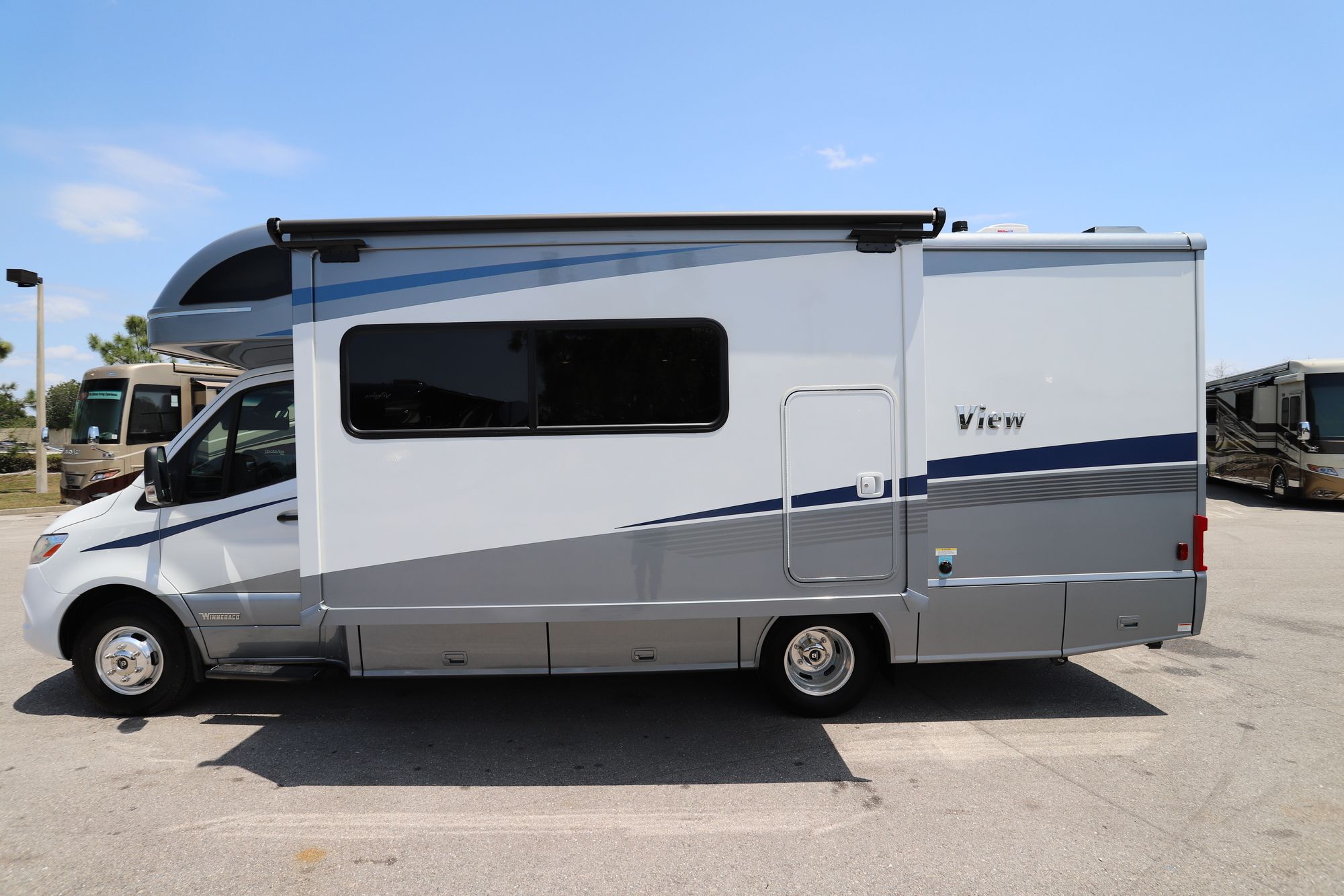 Used 2020 Winnebago View 24J Class C  For Sale