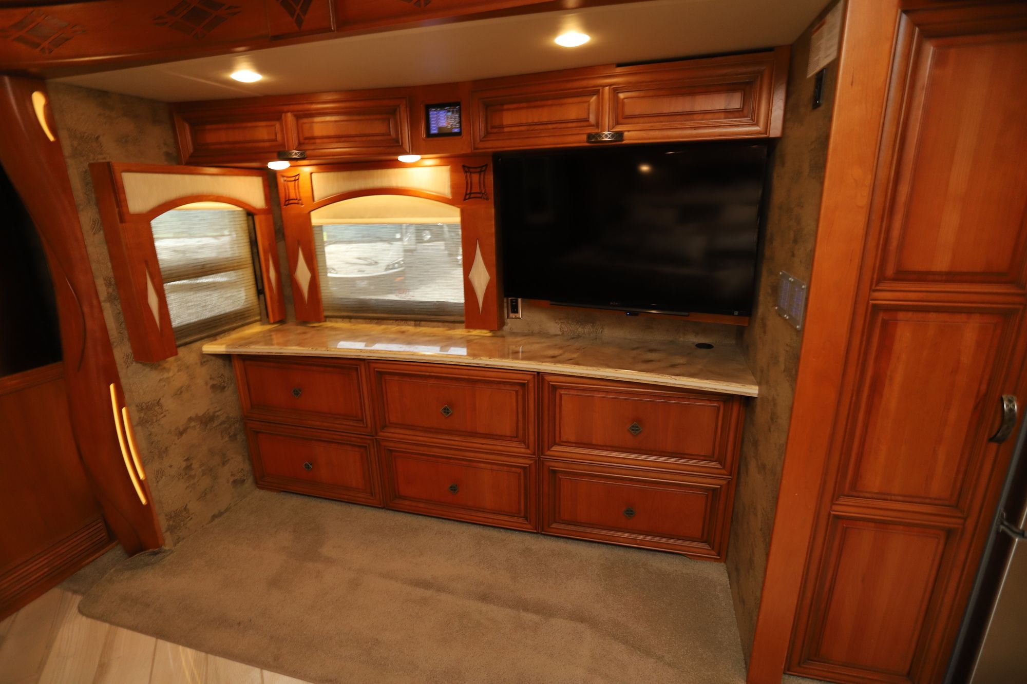 Used 2015 Newmar London Aire 4553 Class A  For Sale