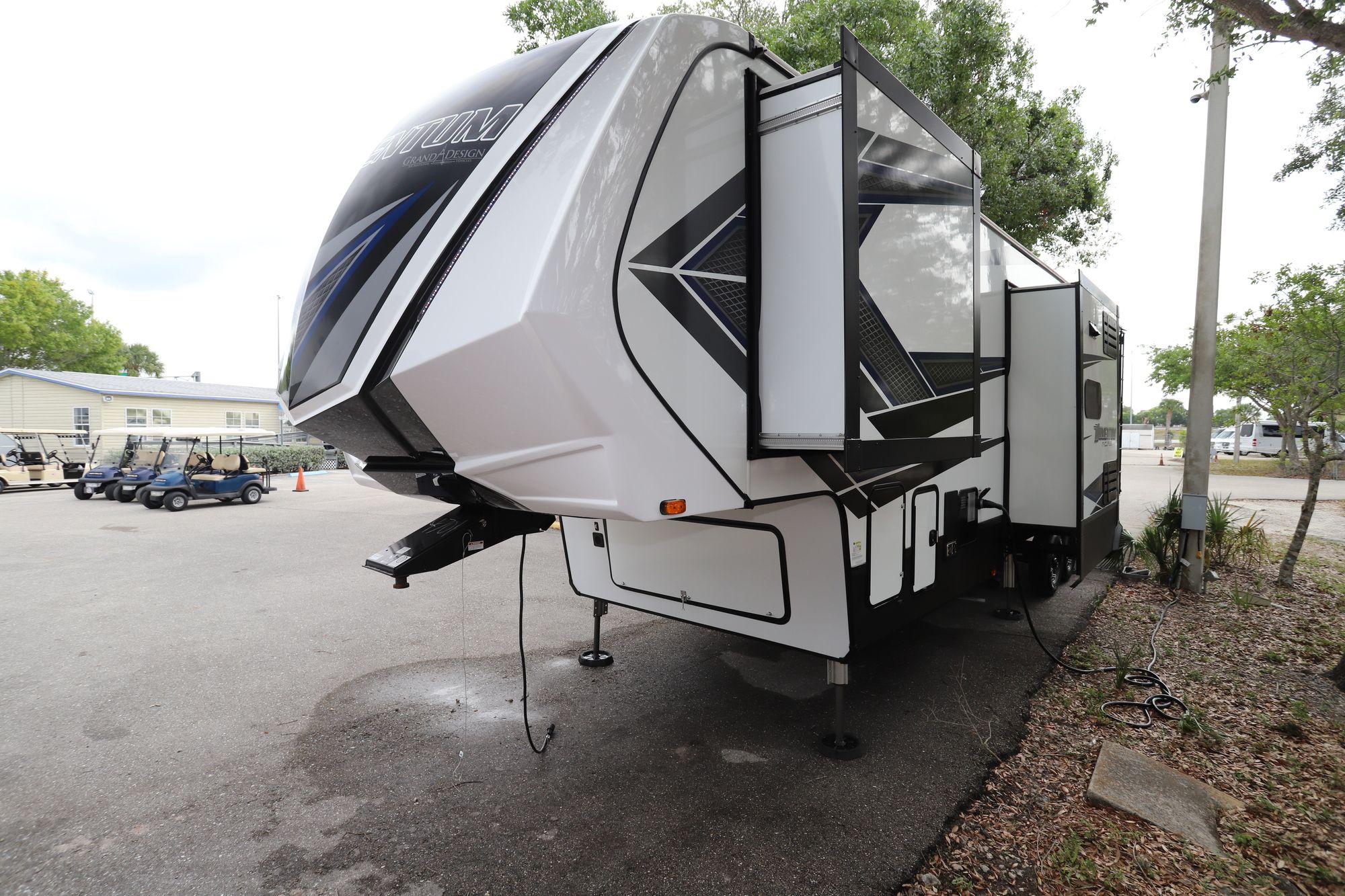 Used 2020 Grand Design Momentum 351-M Fifth Wheel  For Sale