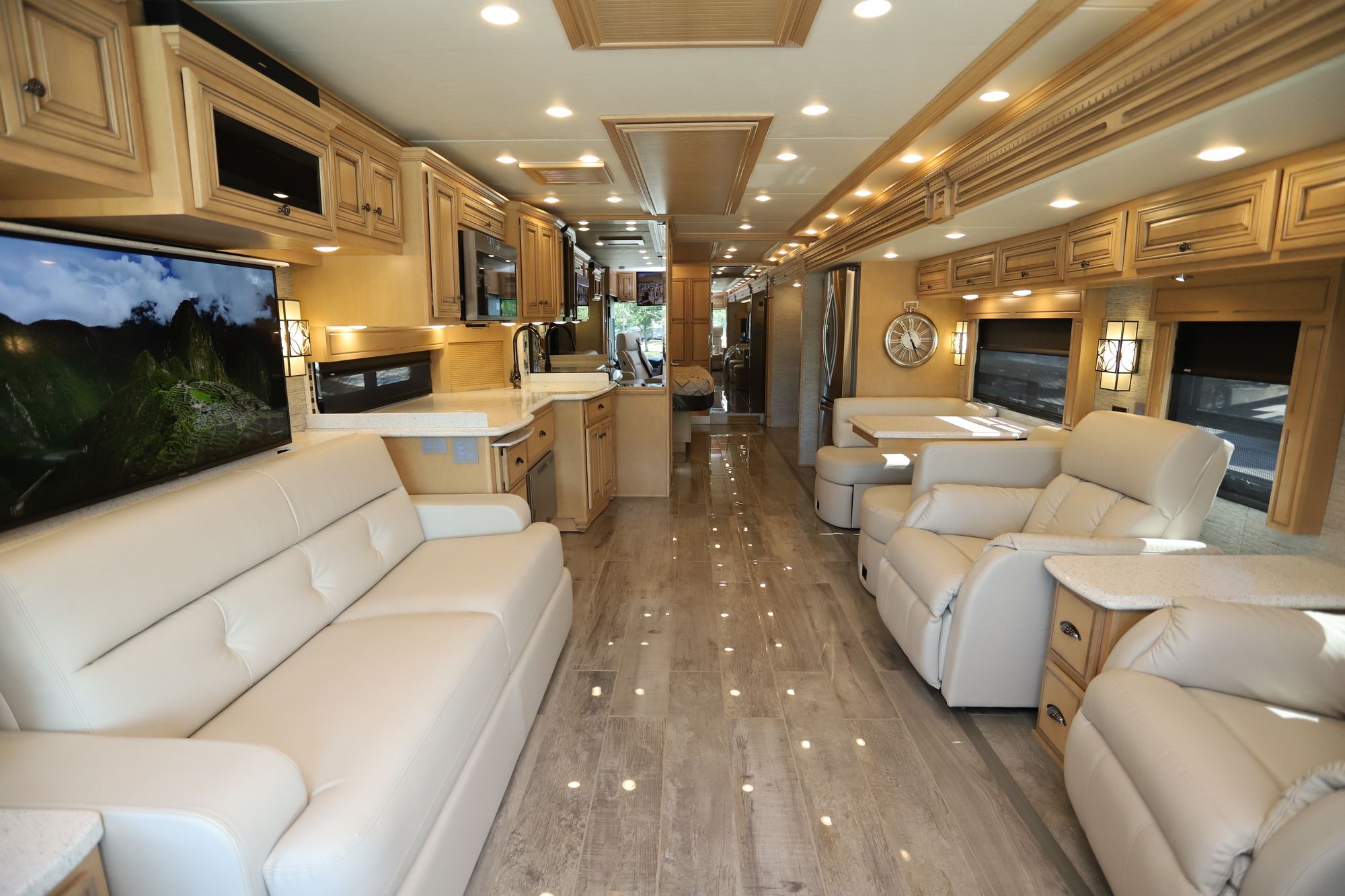 Used 2019 Newmar Dutch Star 4369 Class A  For Sale