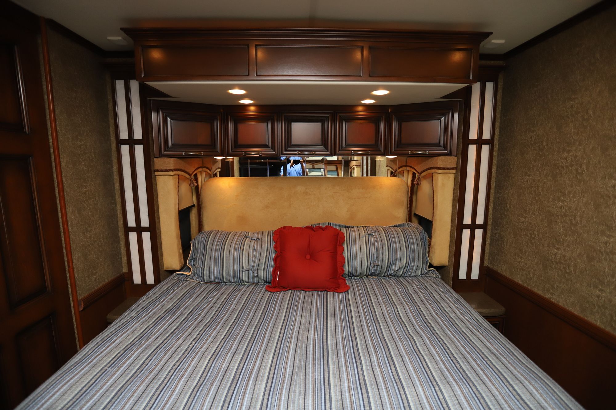 Used 2011 Newmar Mountain Aire 4344 Class A  For Sale