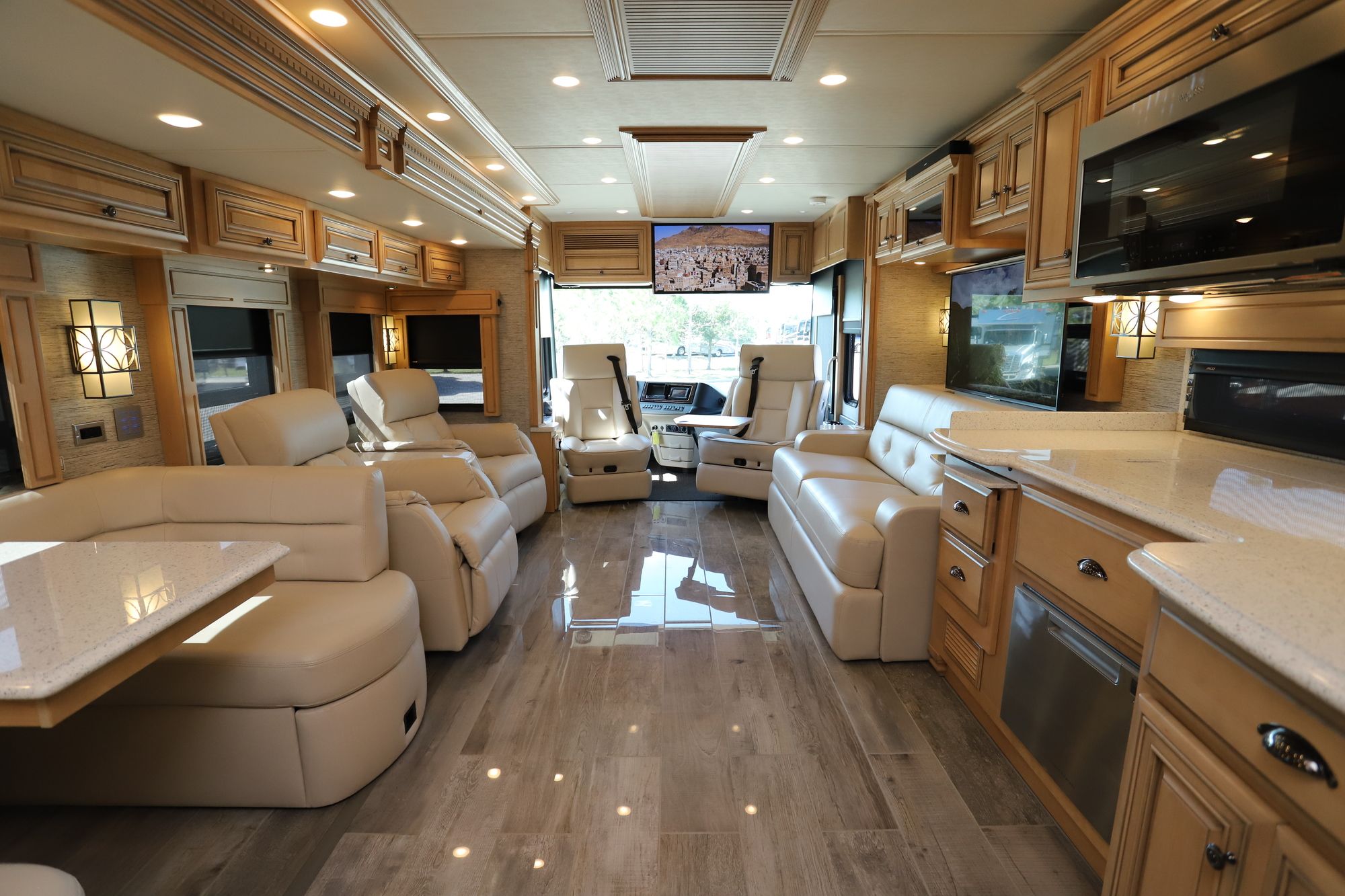 Used 2019 Newmar Dutch Star 4369 Class A  For Sale