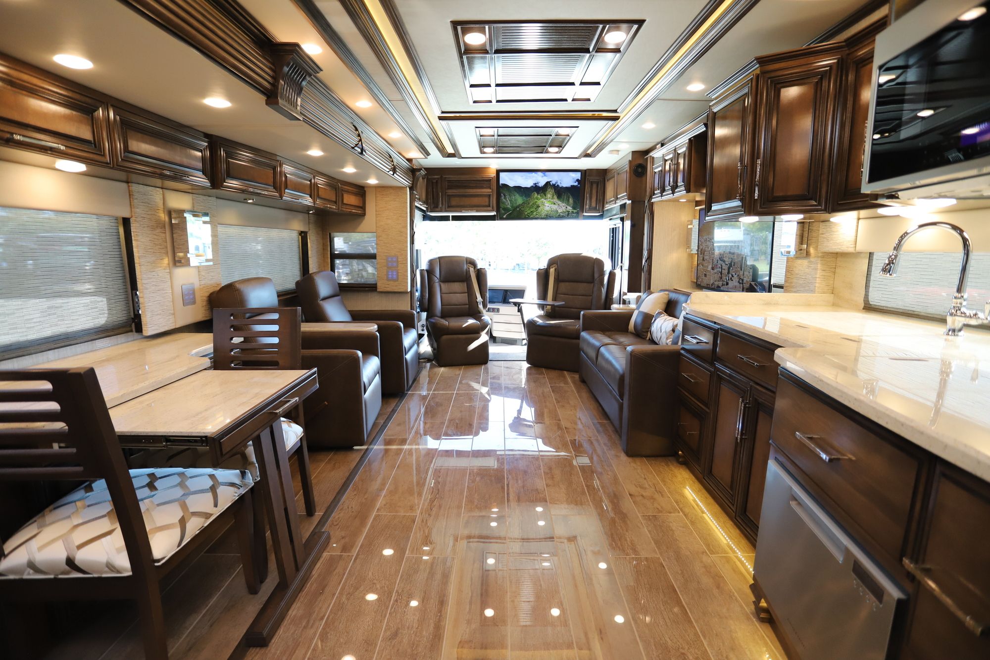 Used 2019 Newmar Mountain Aire 4534 Class A  For Sale