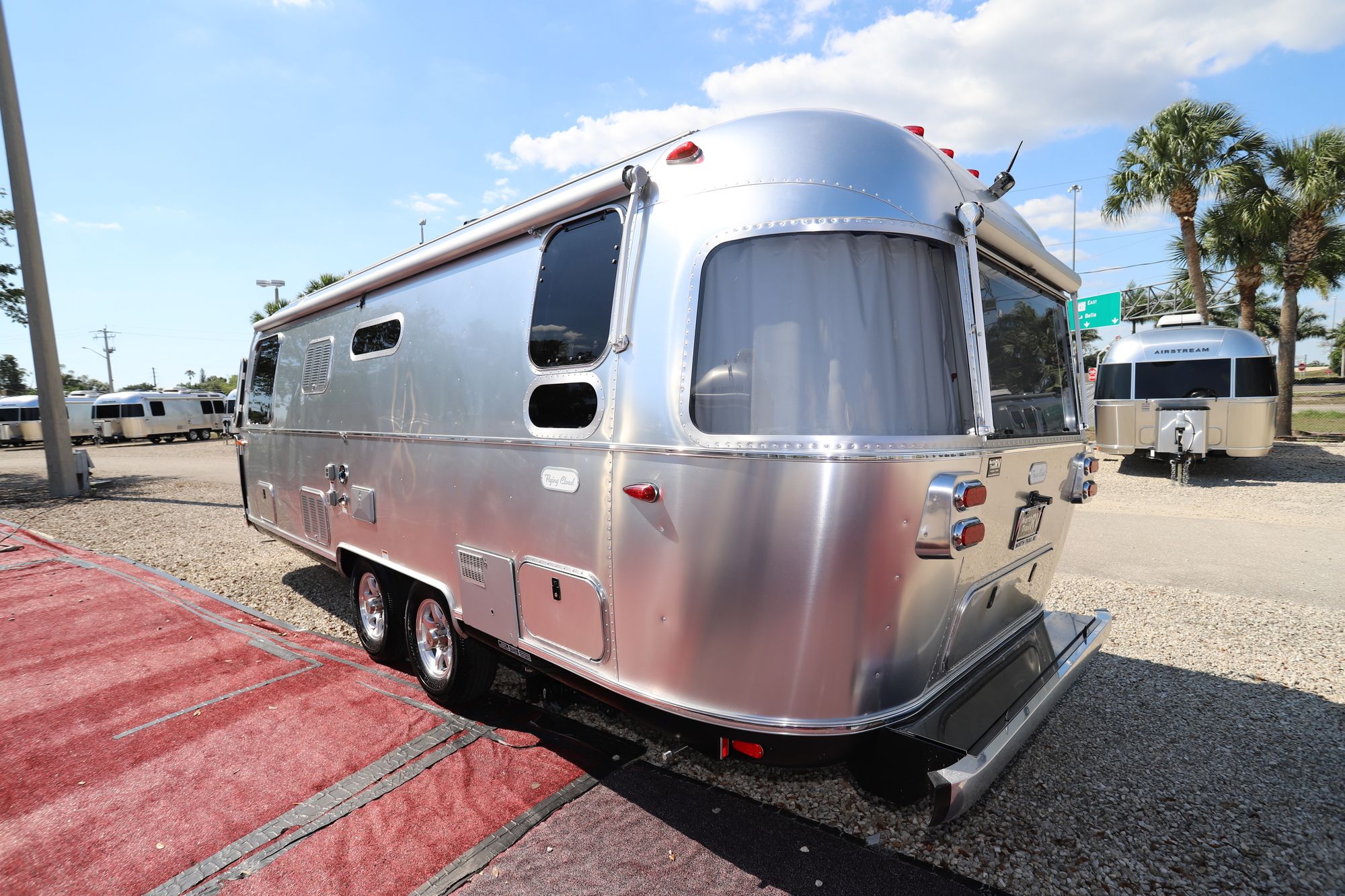 New 2020 Airstream Flying Cloud 25RB Travel Trailer  For Sale