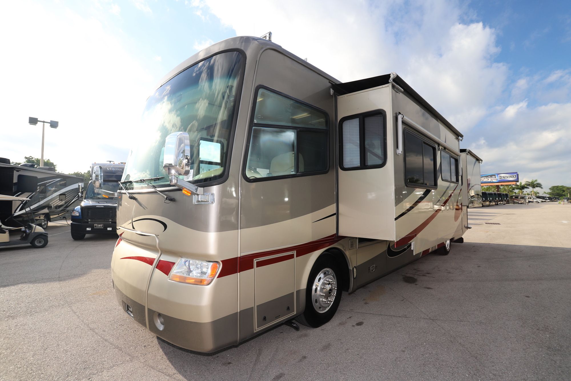 Used 2006 Tiffin Motor Homes Phaeton 40QDH Class A  For Sale