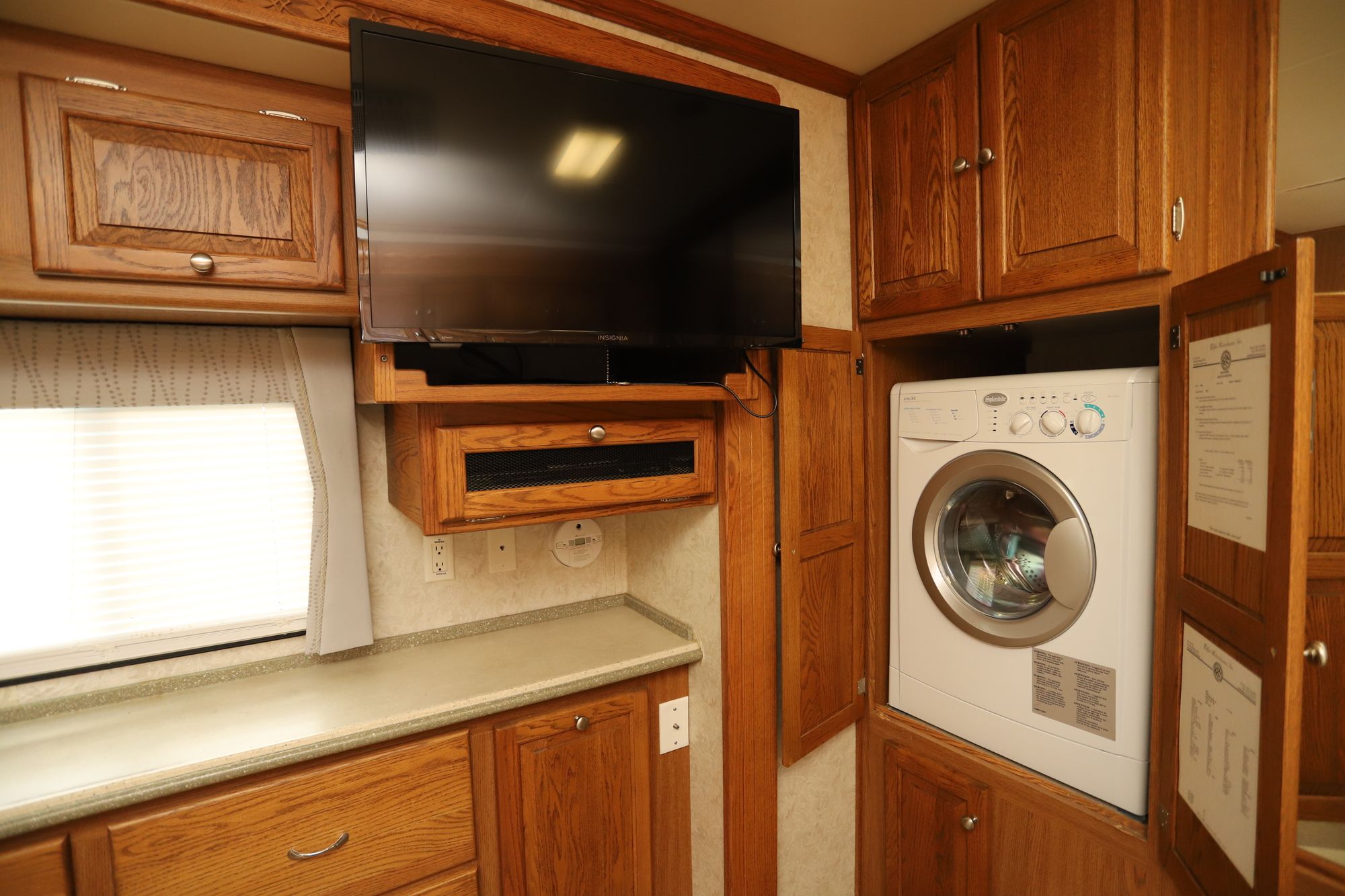 Used 2006 Tiffin Motor Homes Phaeton 40QDH Class A  For Sale