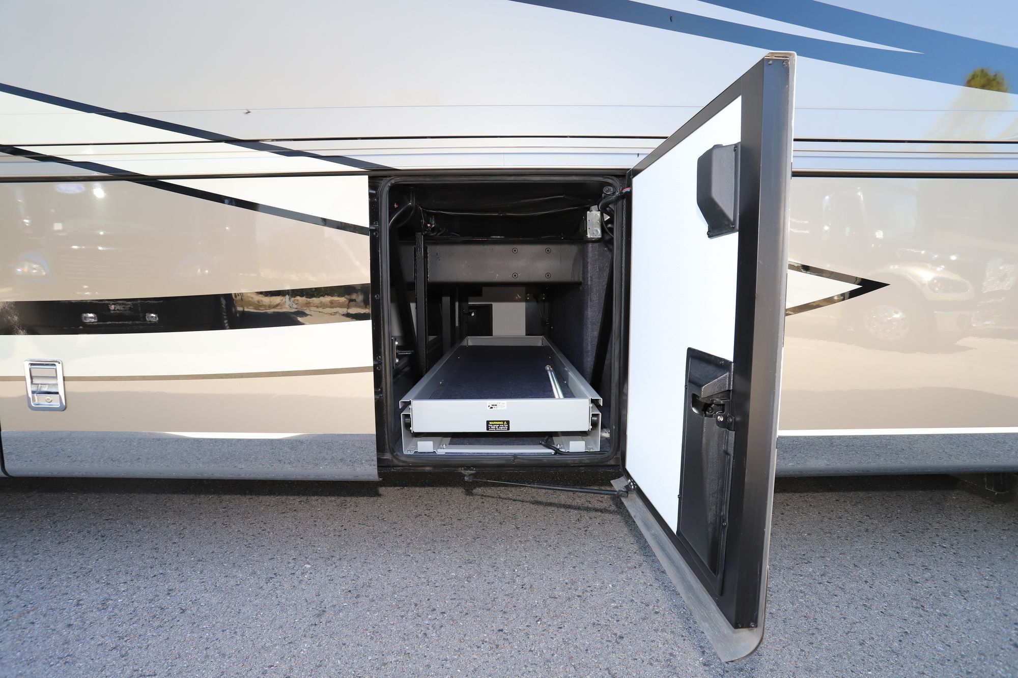 Used 2019 Newmar London Aire 4543 Class A  For Sale