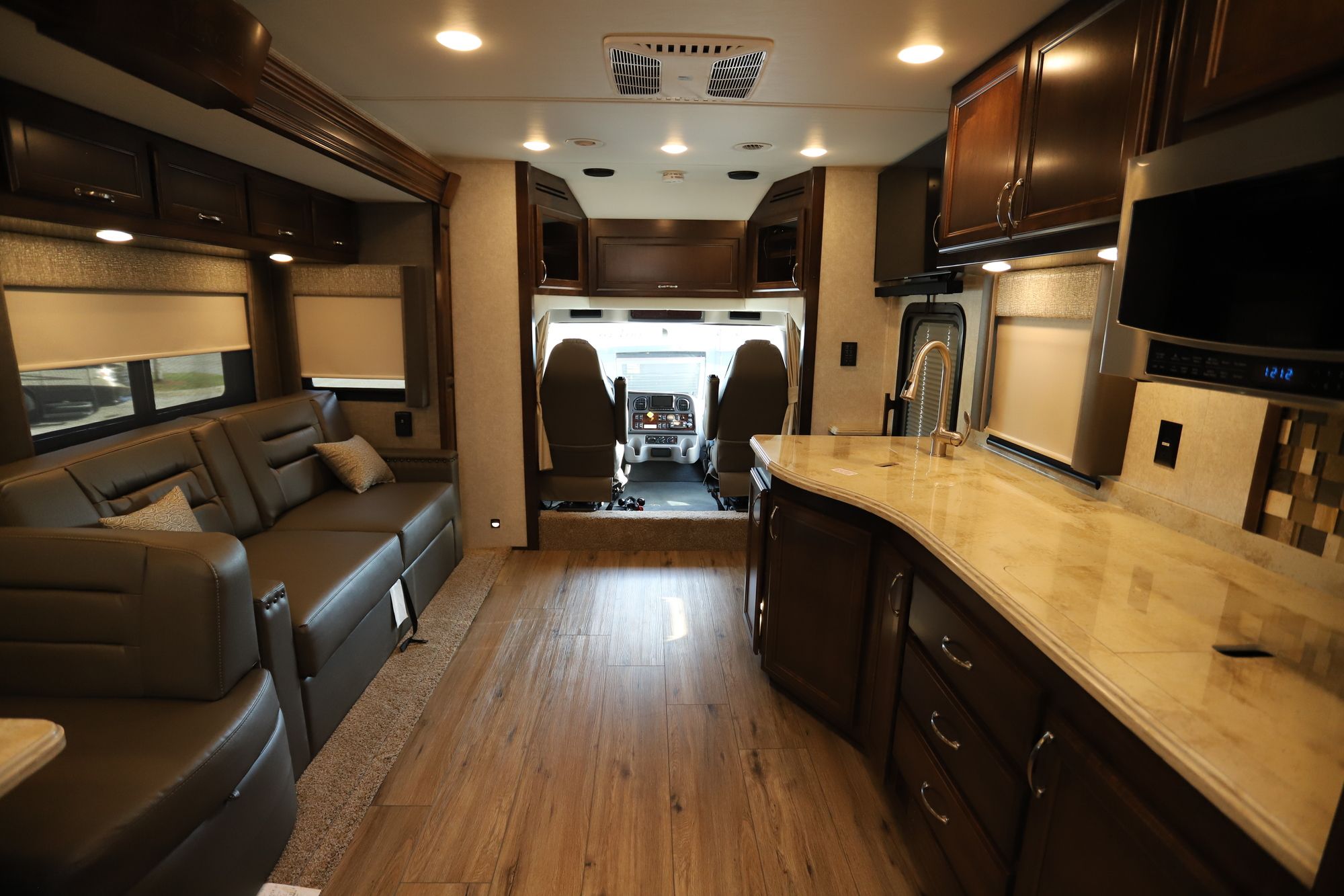 New 2021 Renegade Rv Verona 40VBH Super C  For Sale