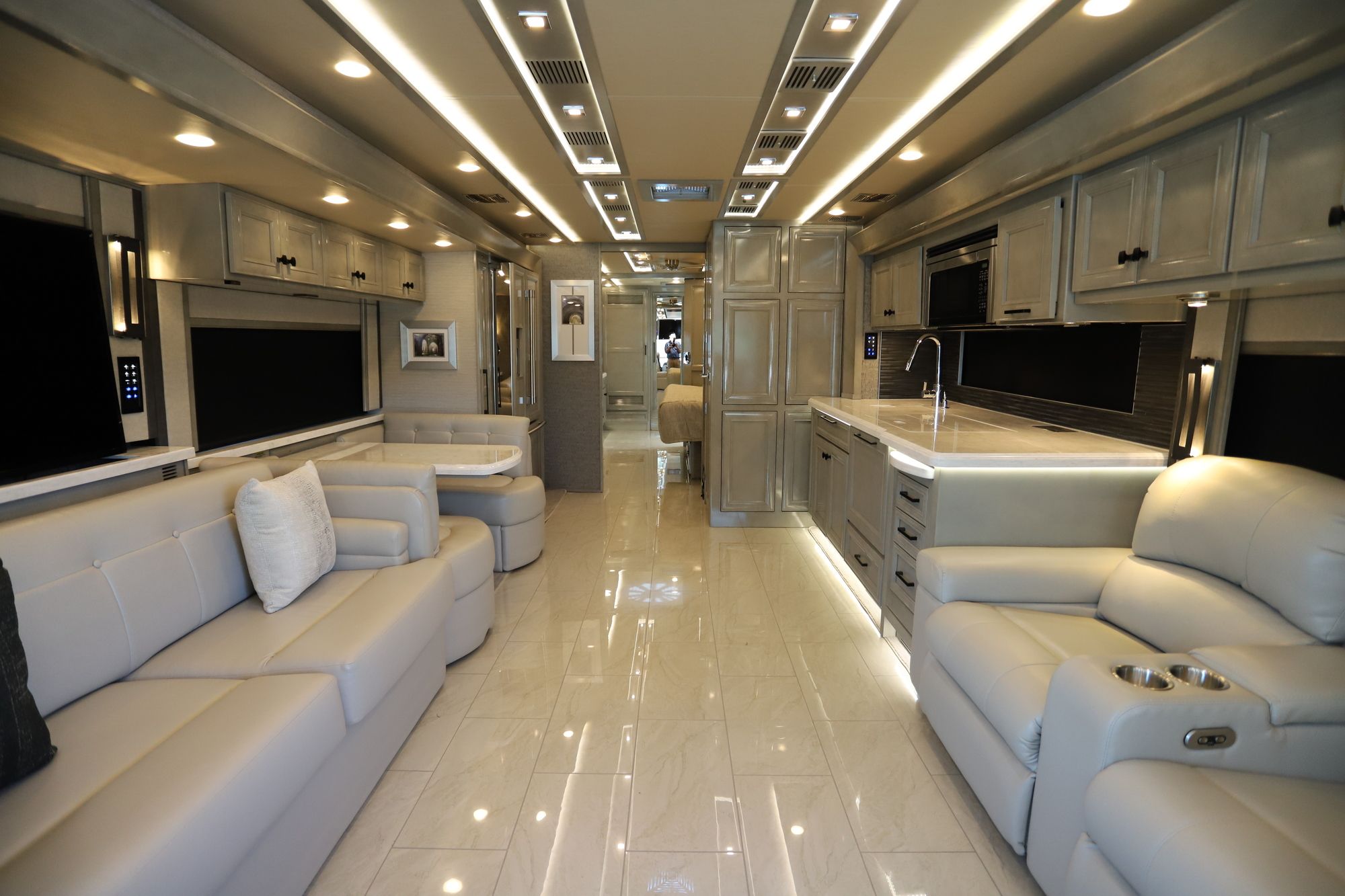 New 2020 Tiffin Motor Homes Allegro Bus 40IP Class A  For Sale