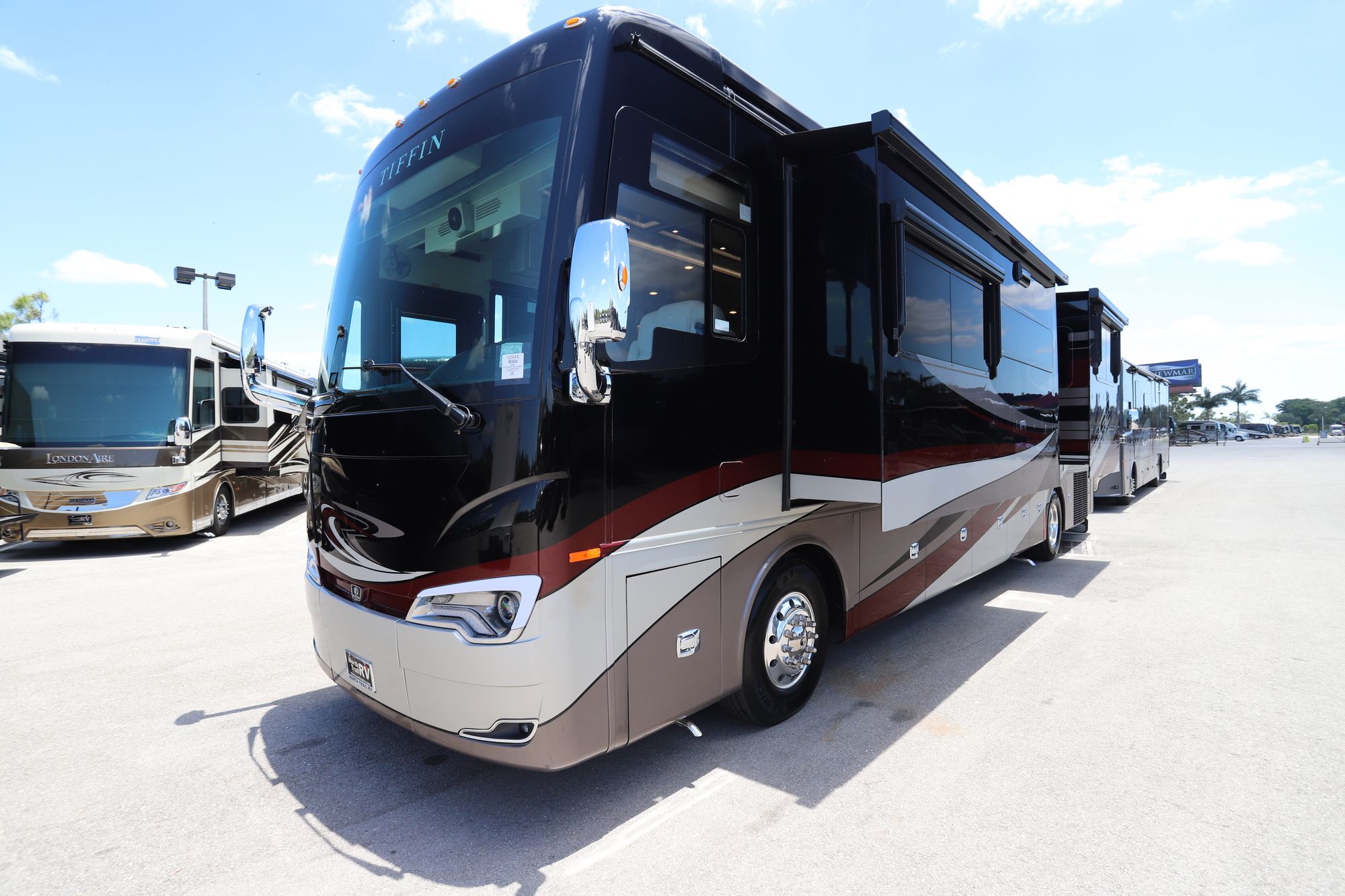 New 2020 Tiffin Motor Homes Allegro Bus 40IP Class A  For Sale